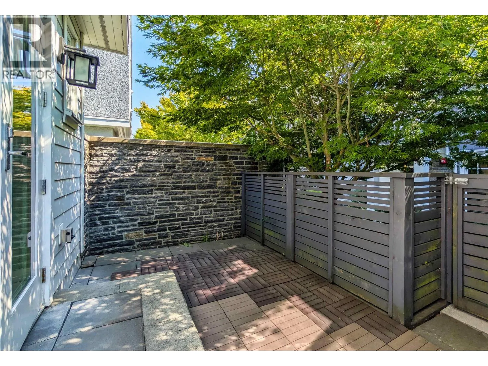 276 W 62ND AVENUE