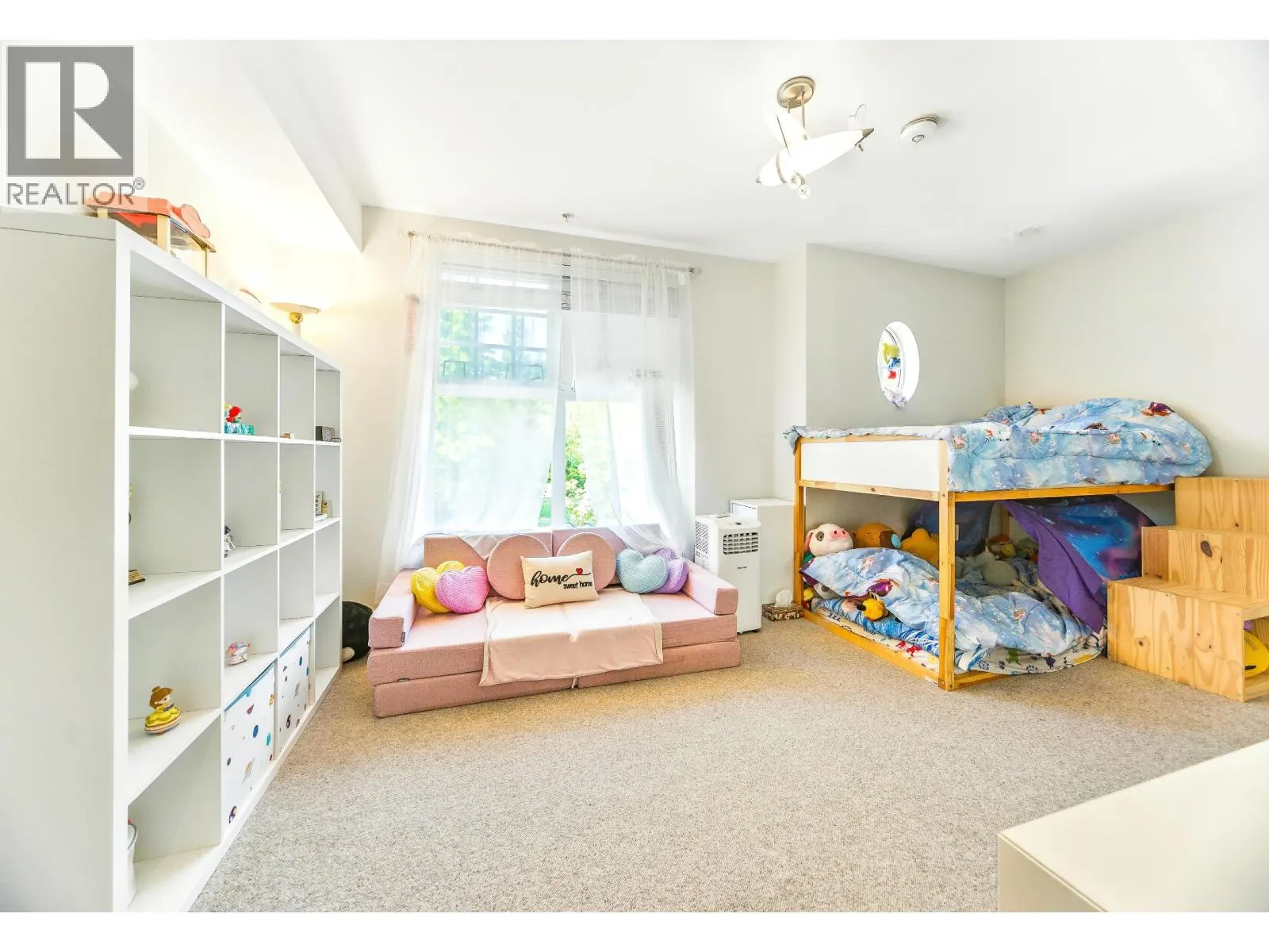 276 W 62ND AVENUE