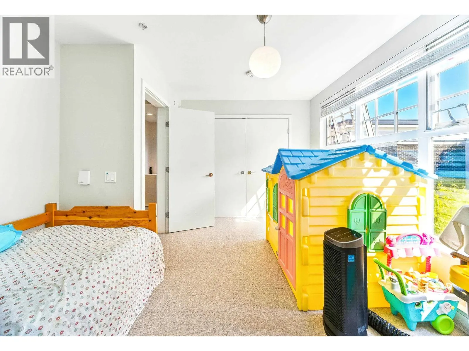 276 W 62ND AVENUE