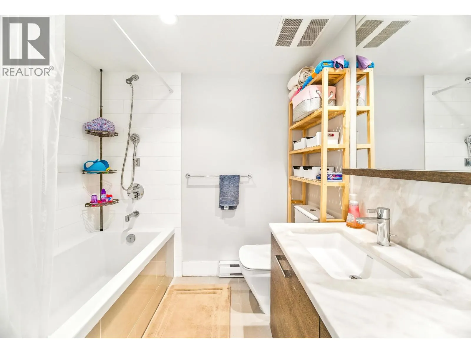 276 W 62ND AVENUE