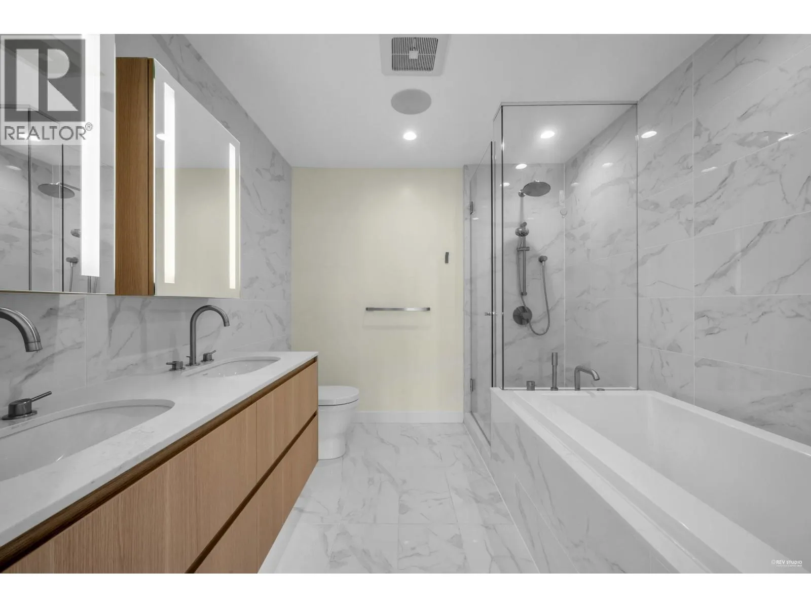 707 6811 PEARSON WAY