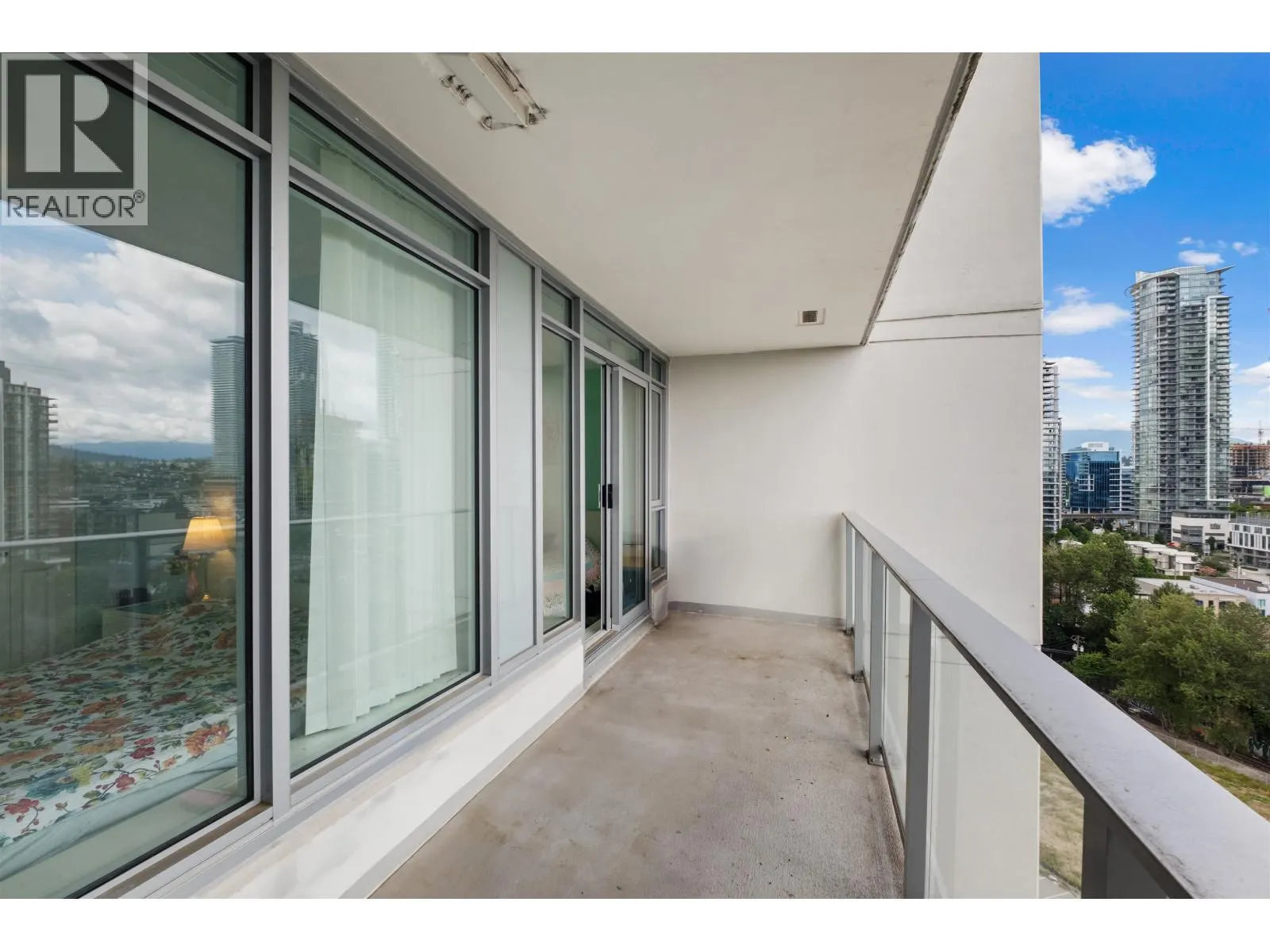 1701 2388 MADISON AVENUE