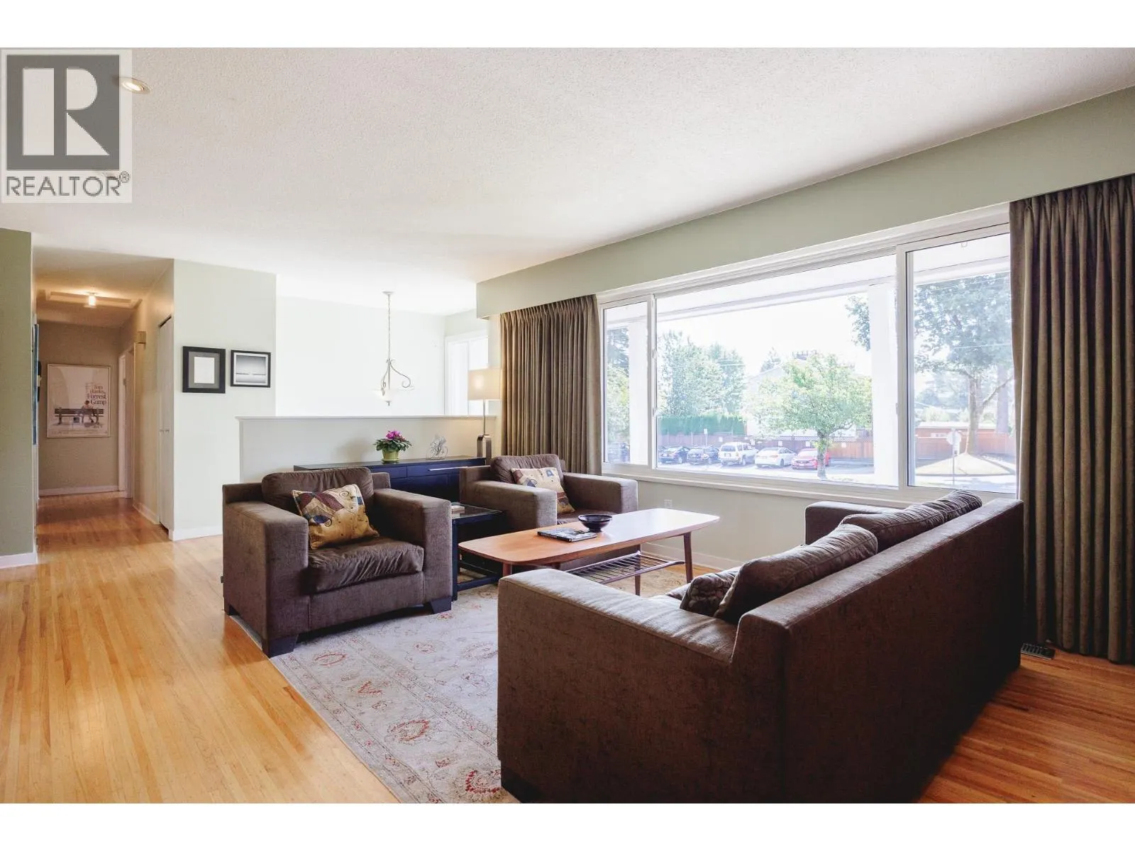 1444 EASTERN DRIVE