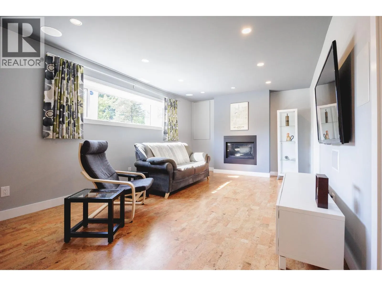 1444 EASTERN DRIVE