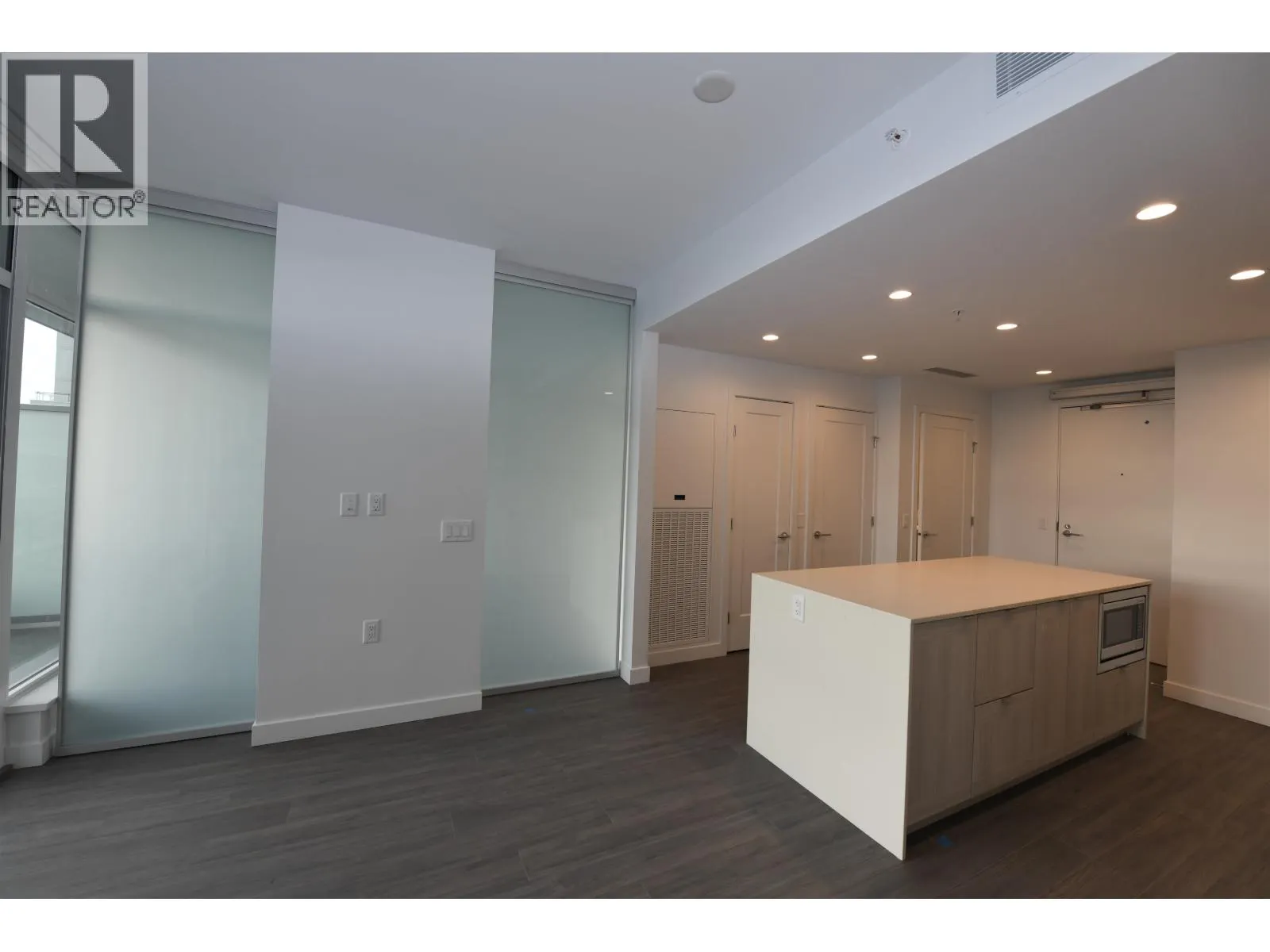 1903 2311 BETA AVENUE