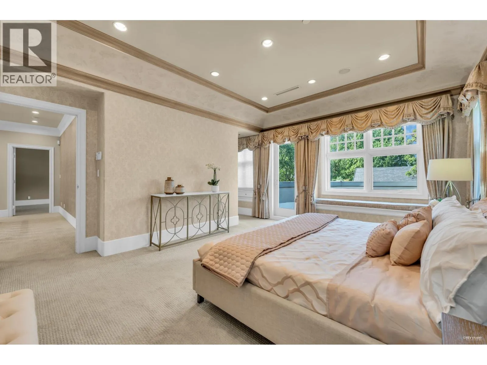 5885 ANGUS DRIVE