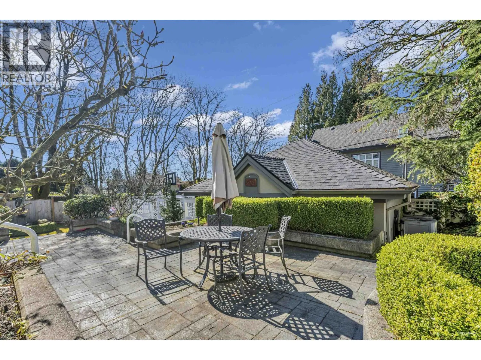 5885 ANGUS DRIVE