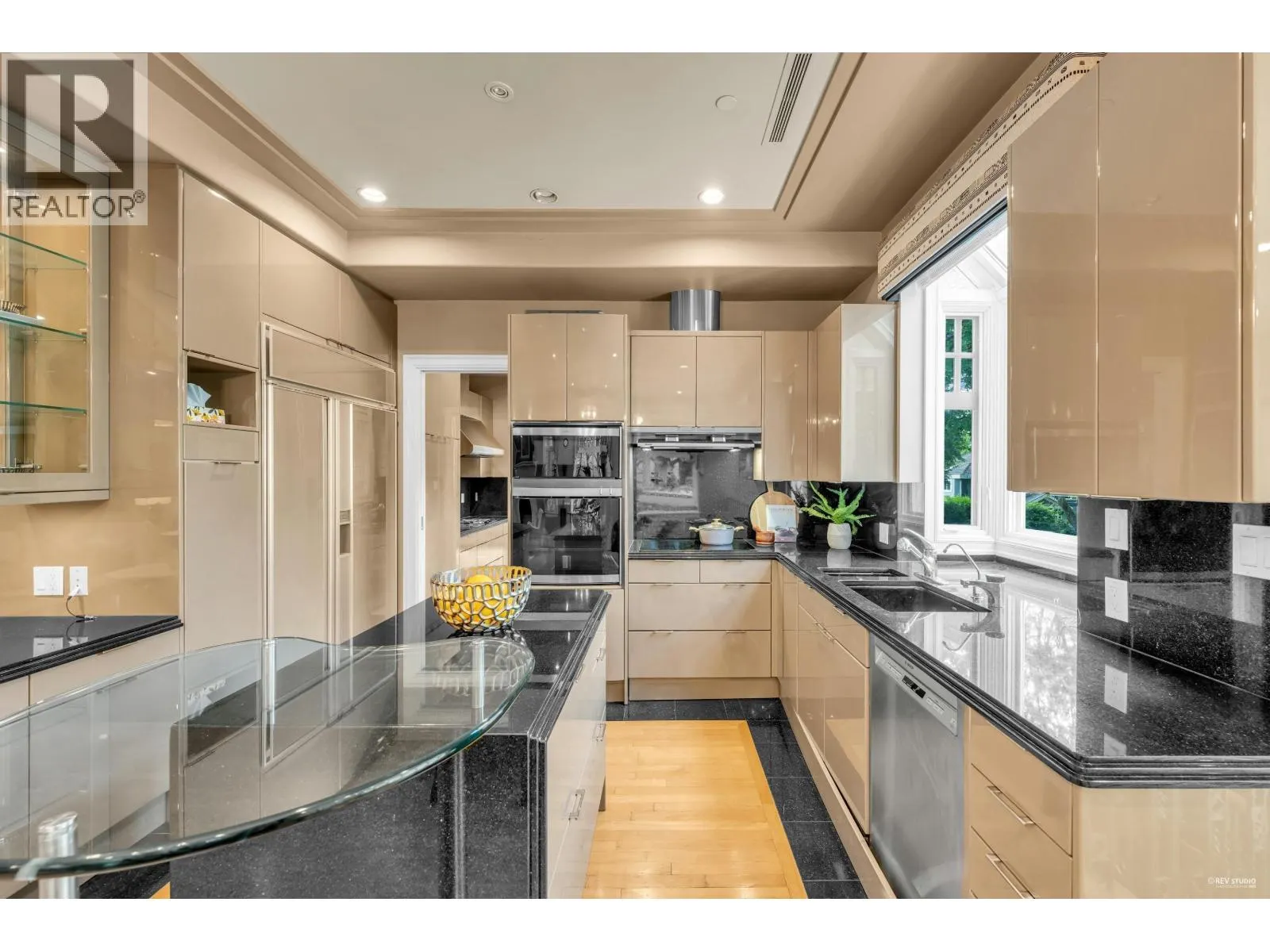 5885 ANGUS DRIVE