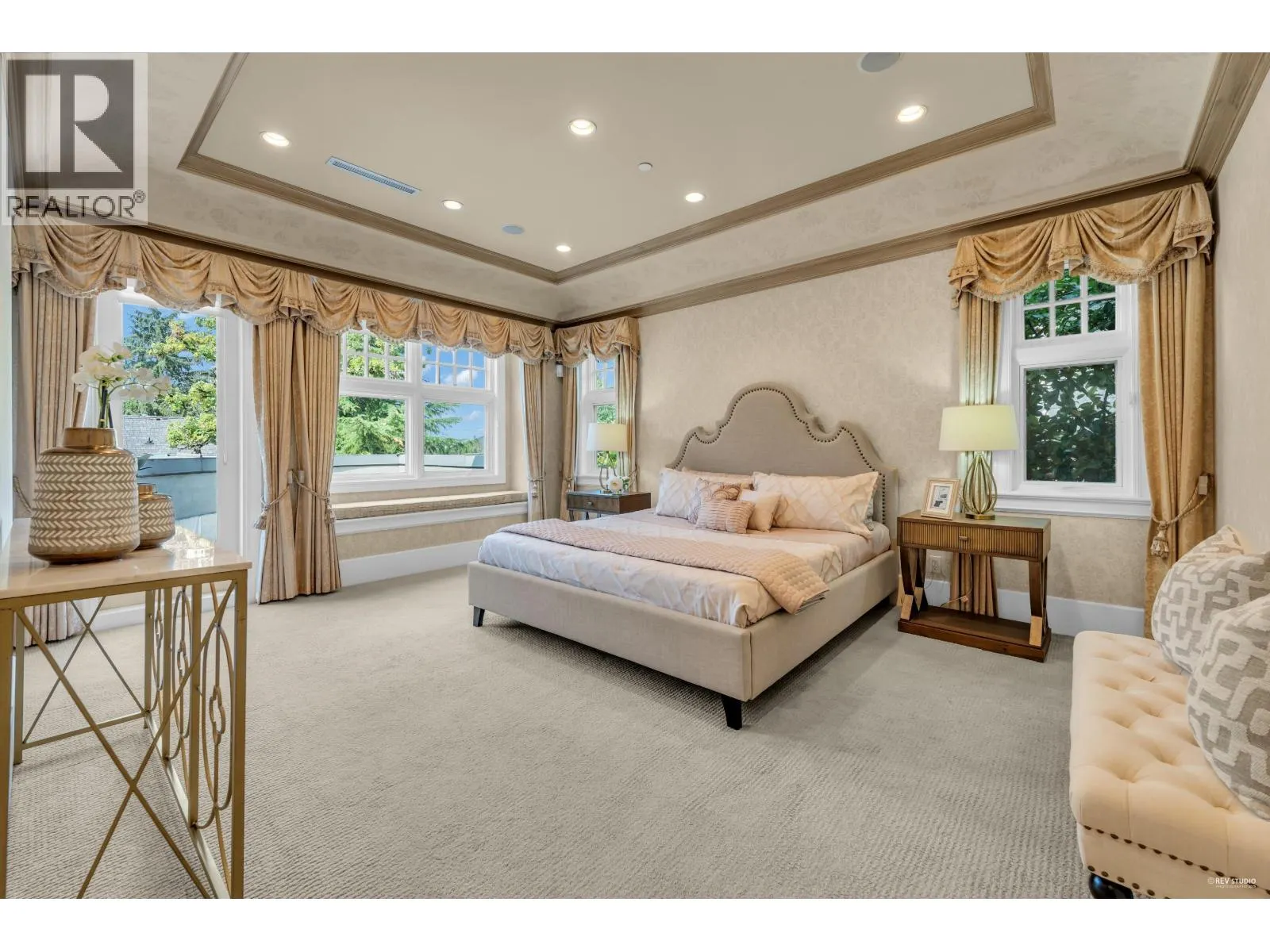 5885 ANGUS DRIVE
