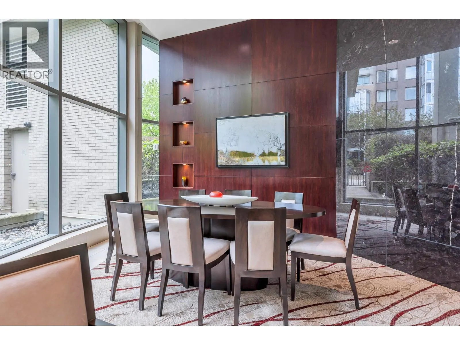 801 1328 MARINASIDE CRESCENT