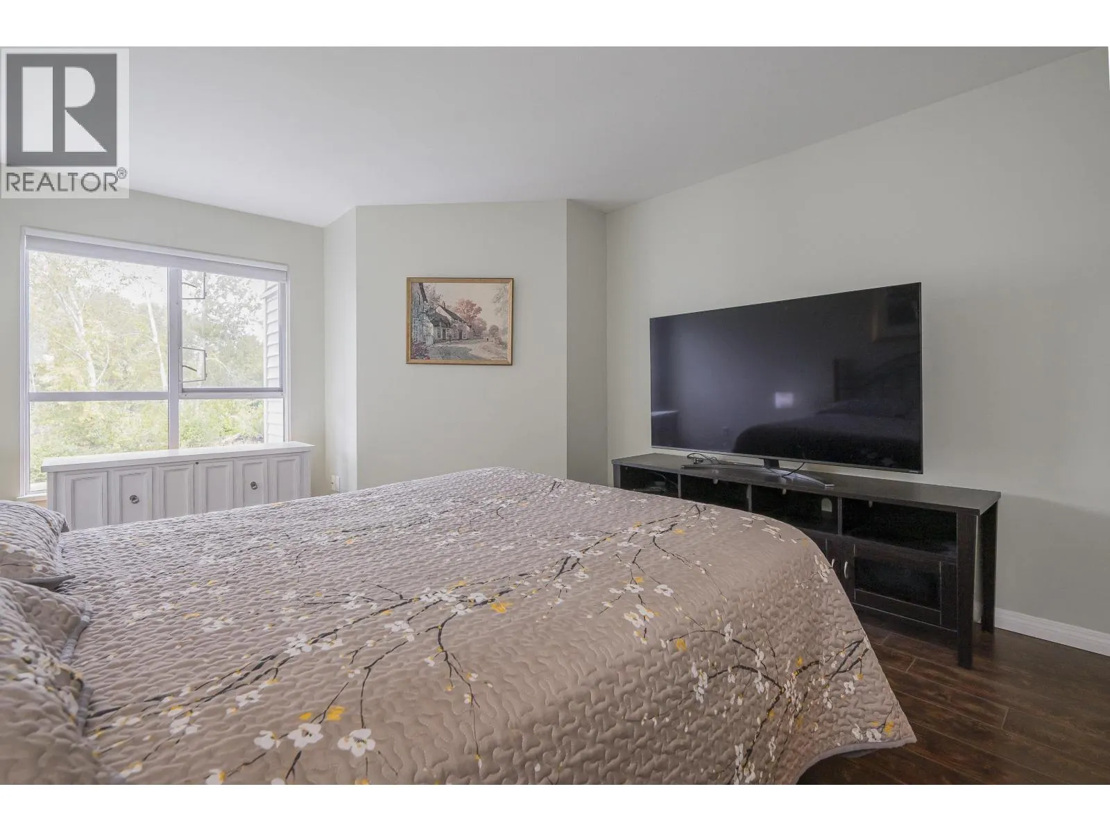 307 4955 RIVER ROAD
