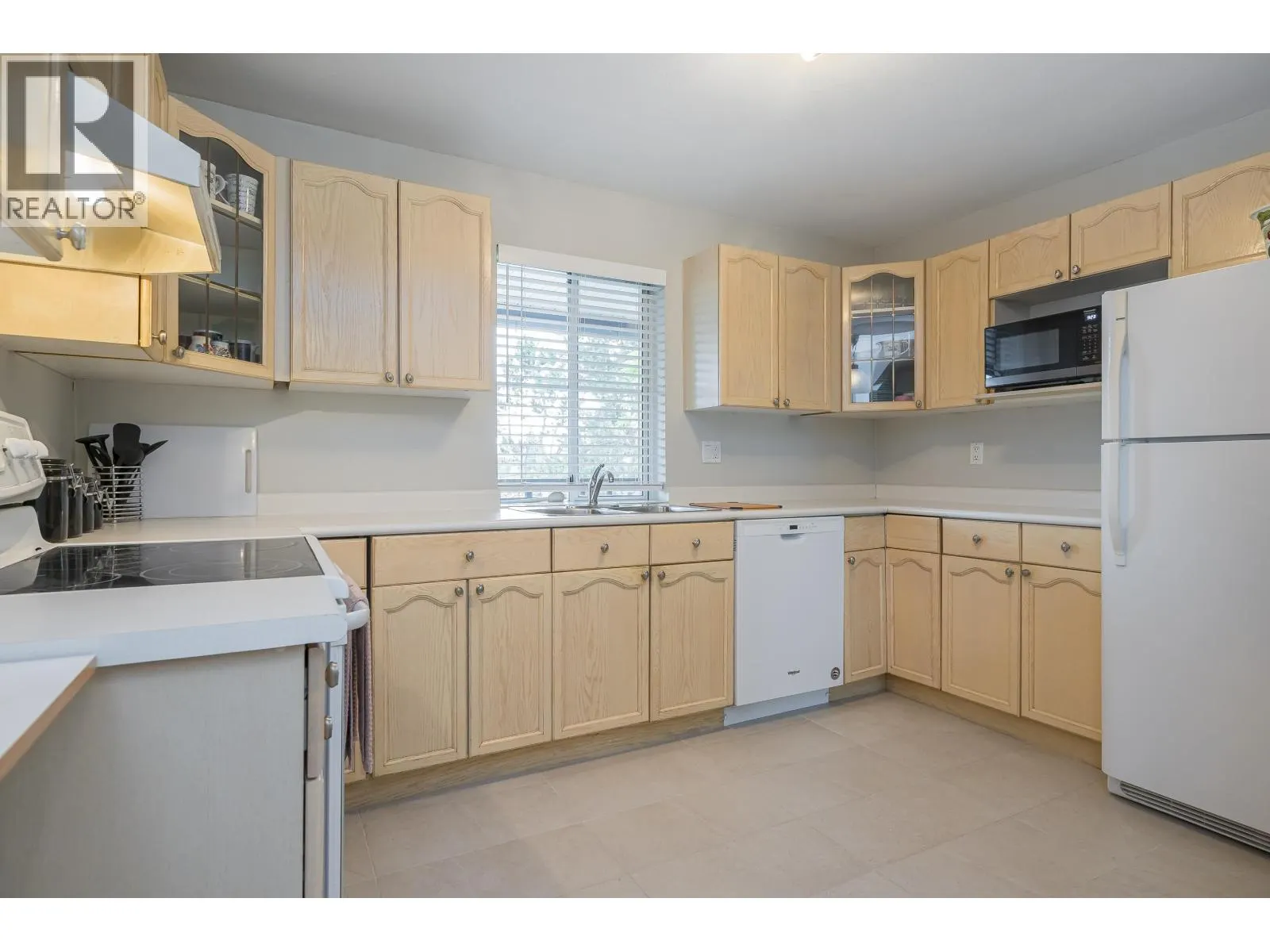 307 4955 RIVER ROAD