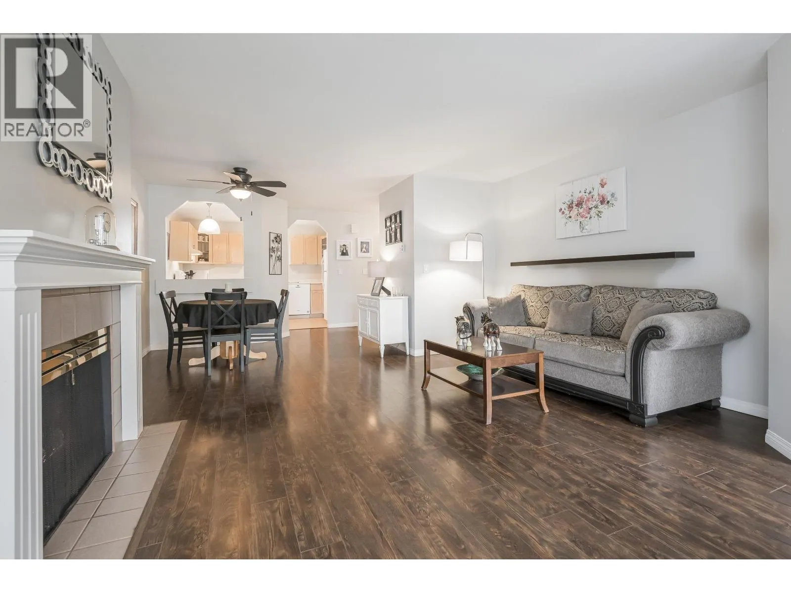 307 4955 RIVER ROAD