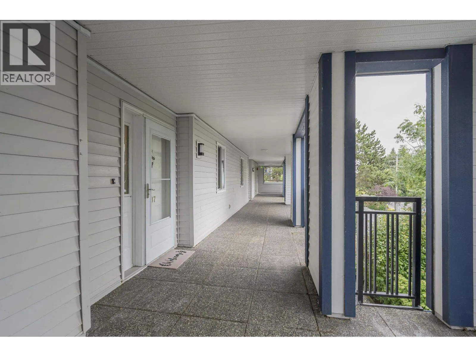 307 4955 RIVER ROAD