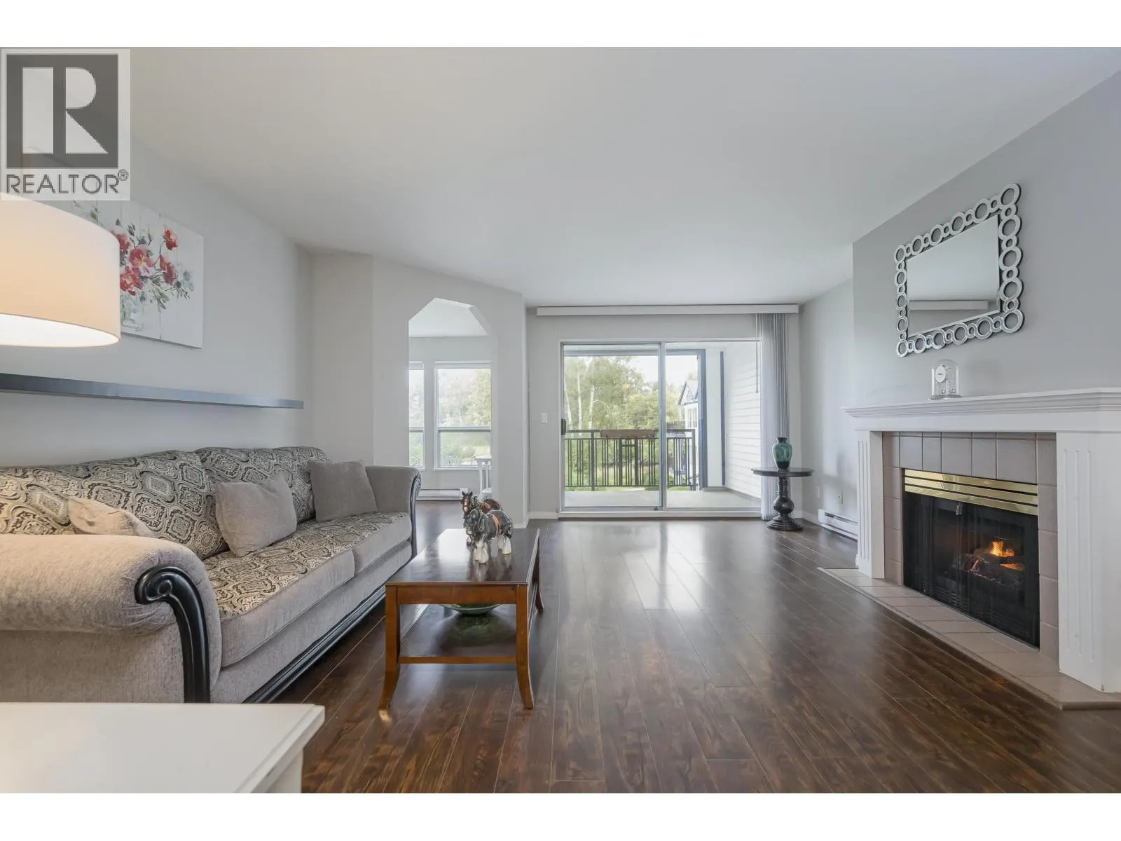 307 4955 RIVER ROAD