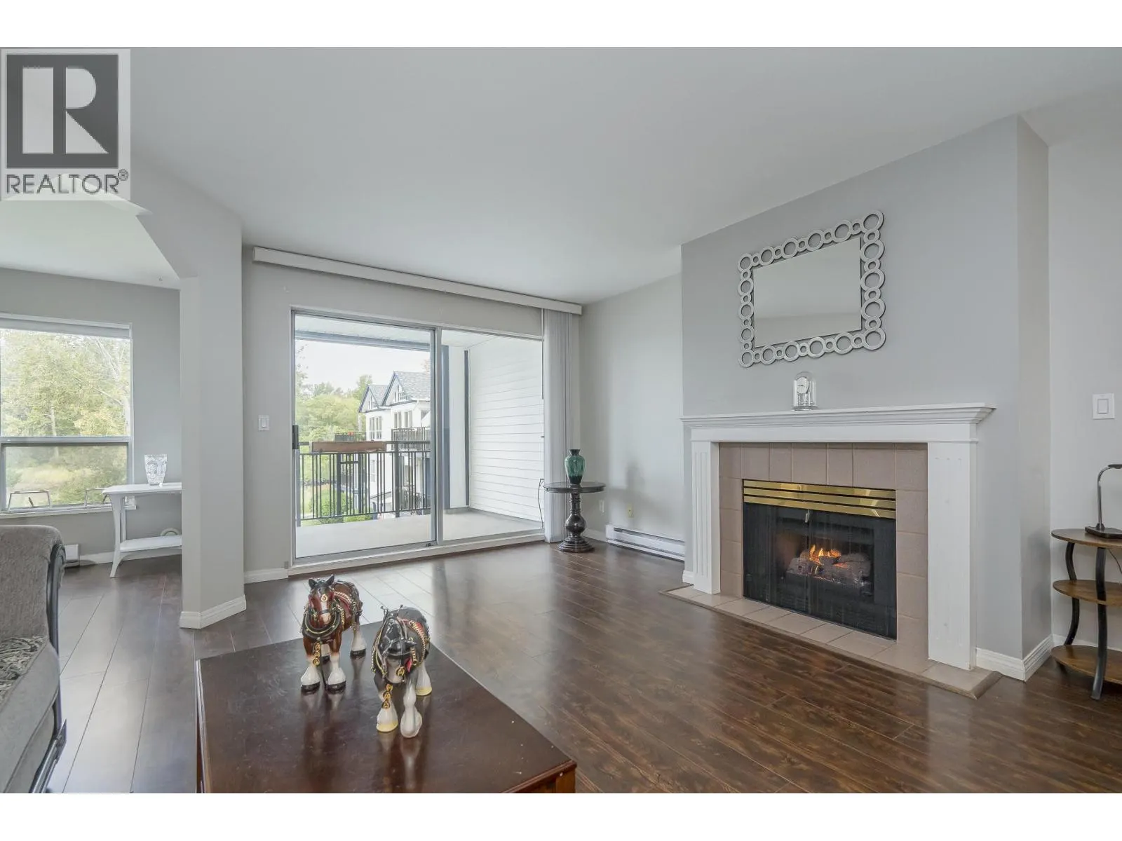 307 4955 RIVER ROAD