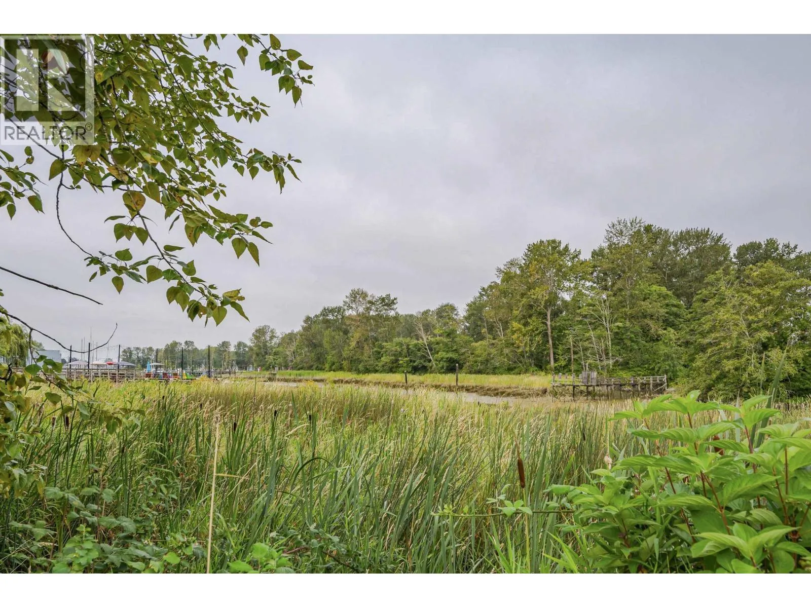 307 4955 RIVER ROAD