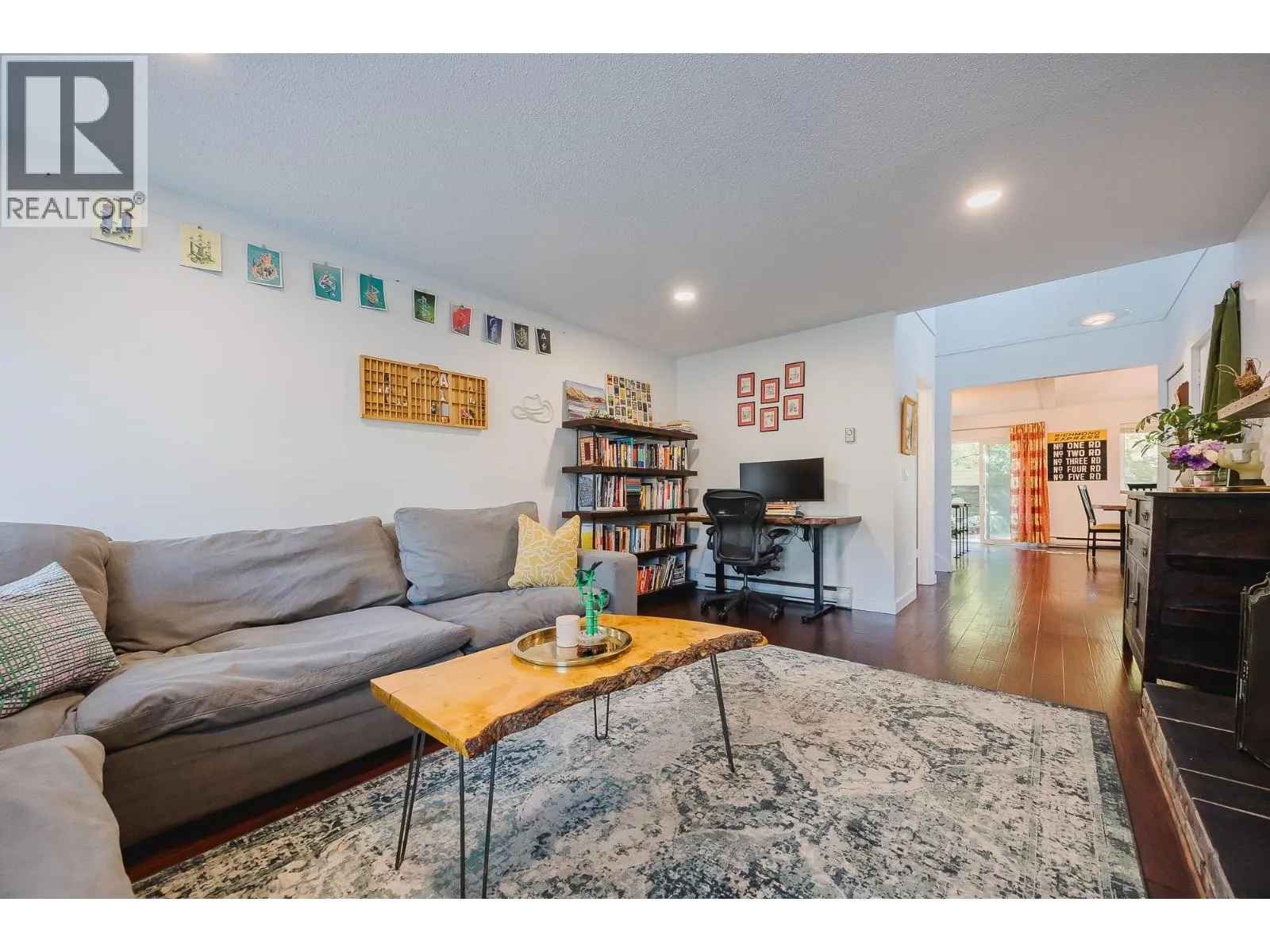 37 6245 SHERIDAN ROAD