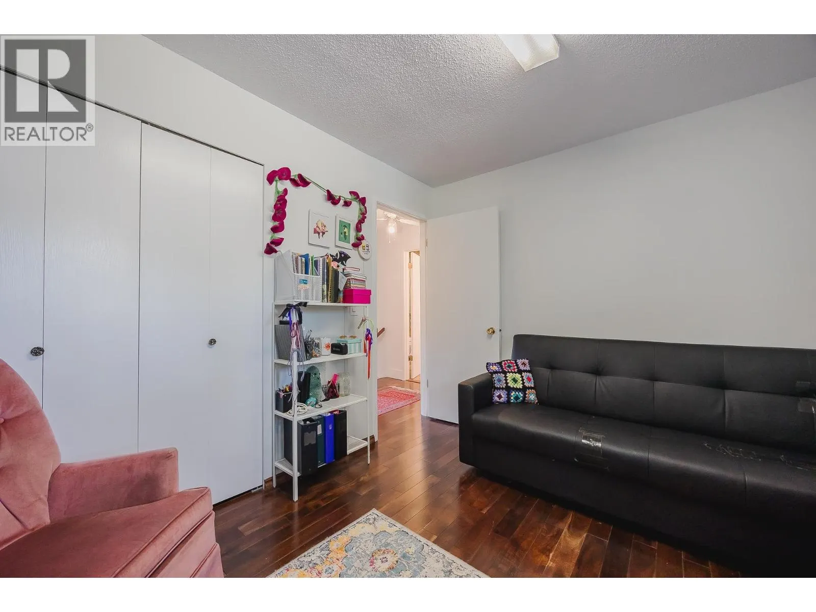 37 6245 SHERIDAN ROAD