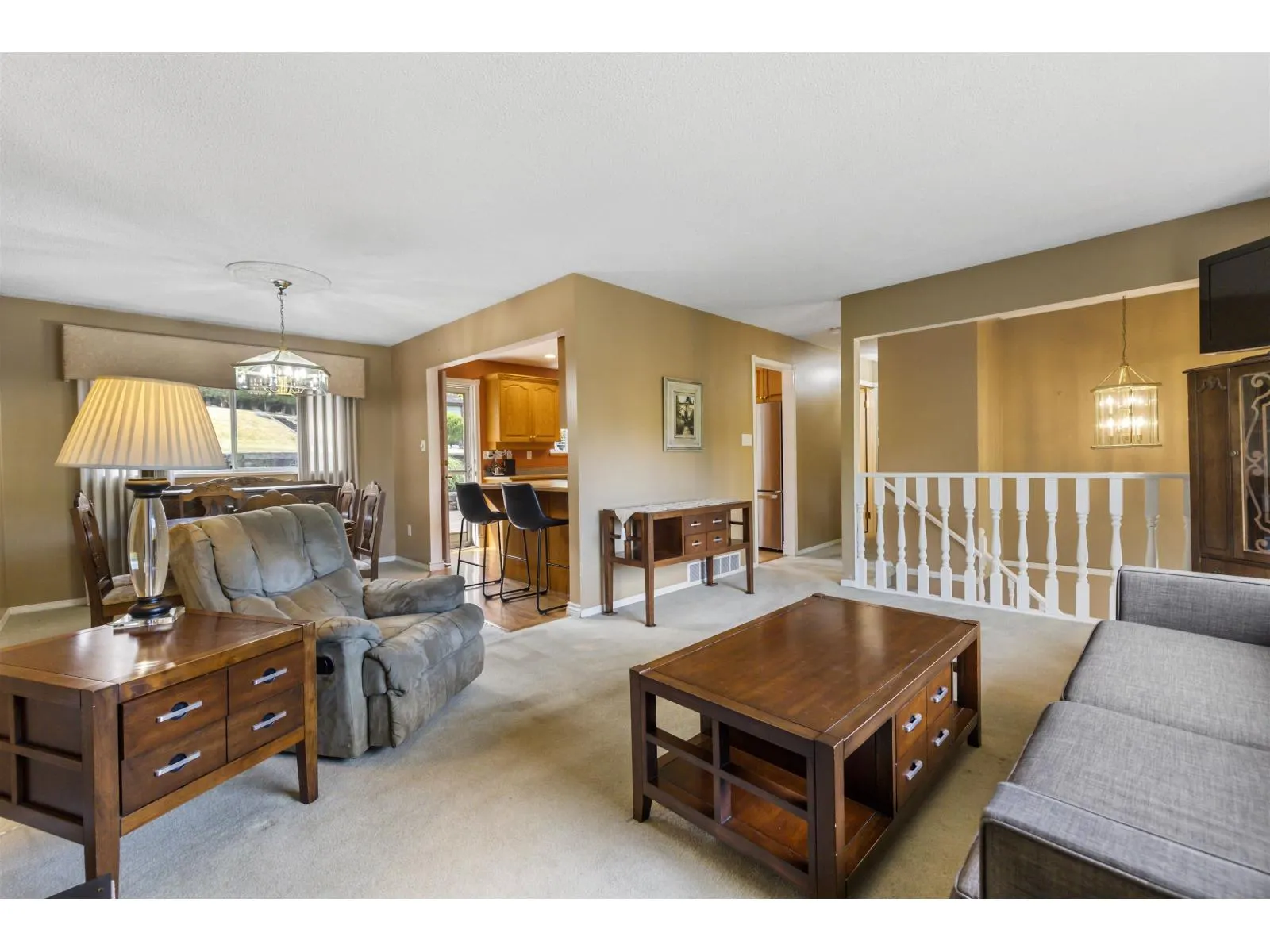 13512 CRESTVIEW DRIVE