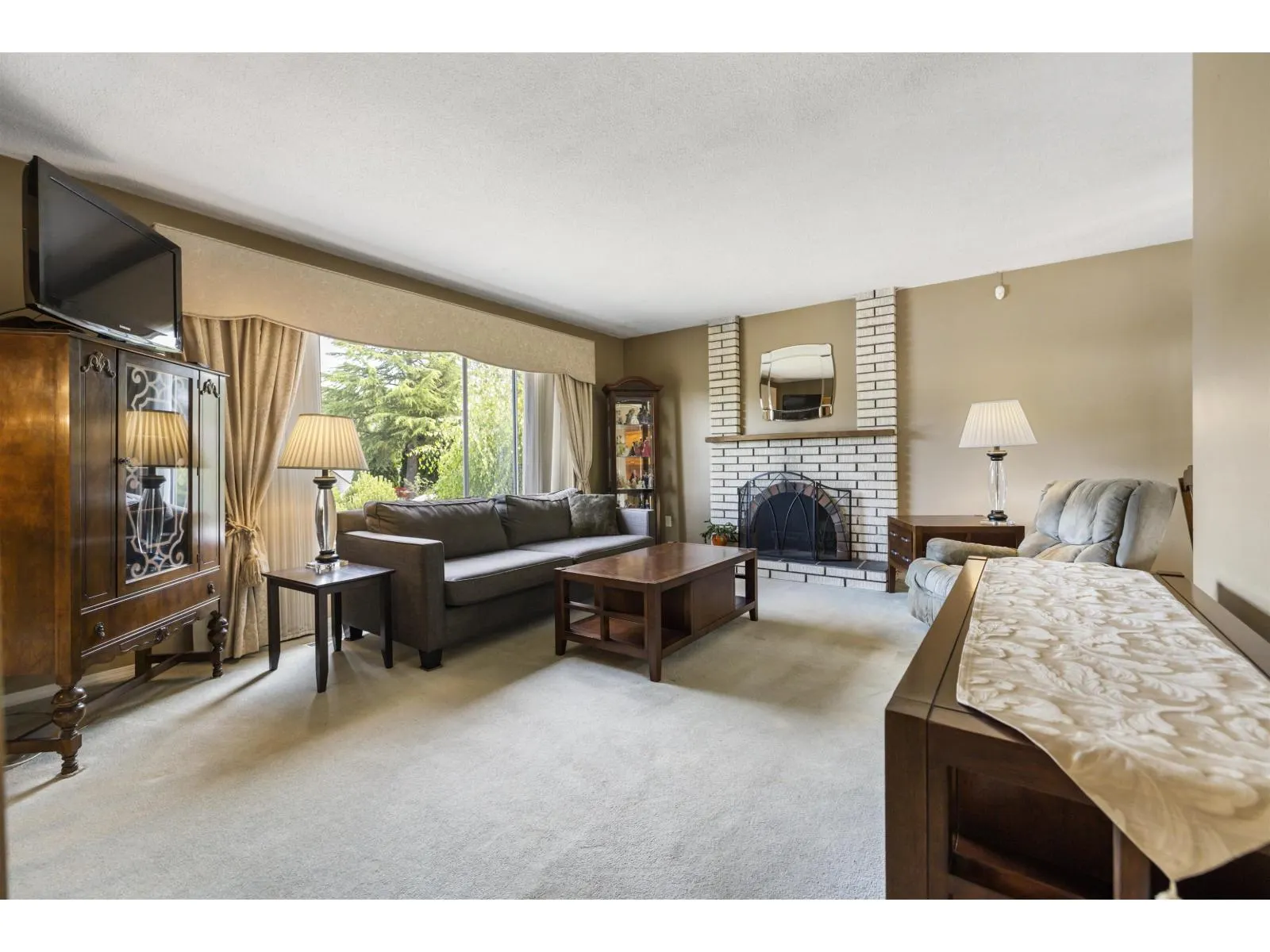 13512 CRESTVIEW DRIVE