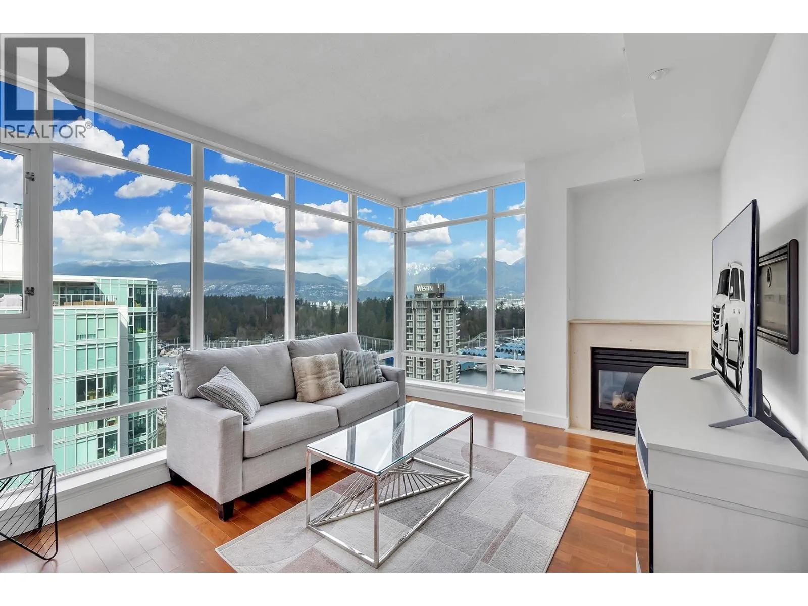 1904 1616 BAYSHORE DRIVE