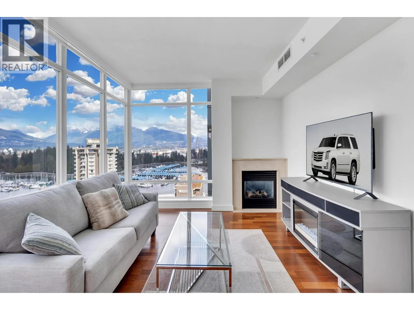 1904 1616 BAYSHORE DRIVE