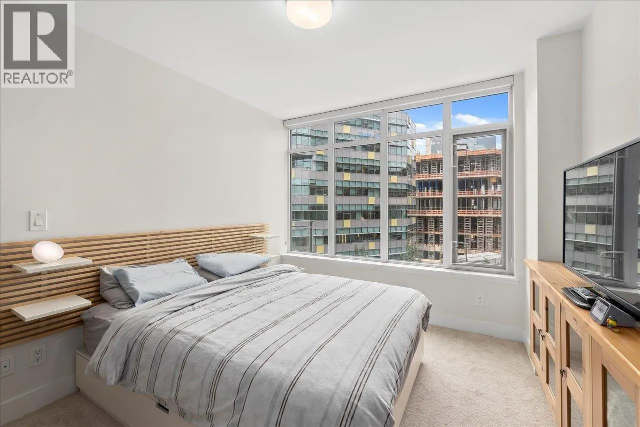 607 258 NELSON'S COURT