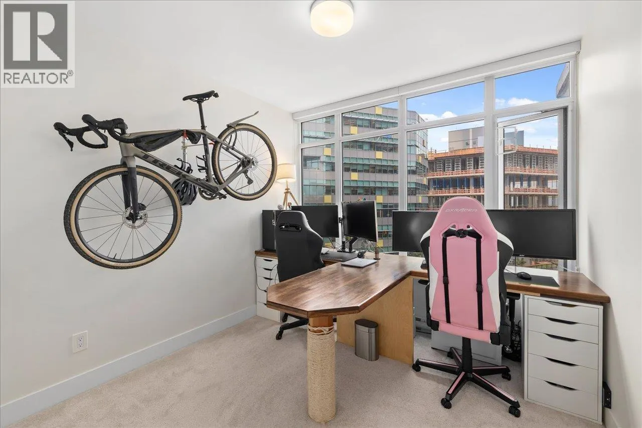 607 258 NELSON'S COURT