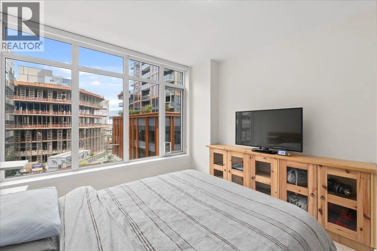 607 258 NELSON'S COURT