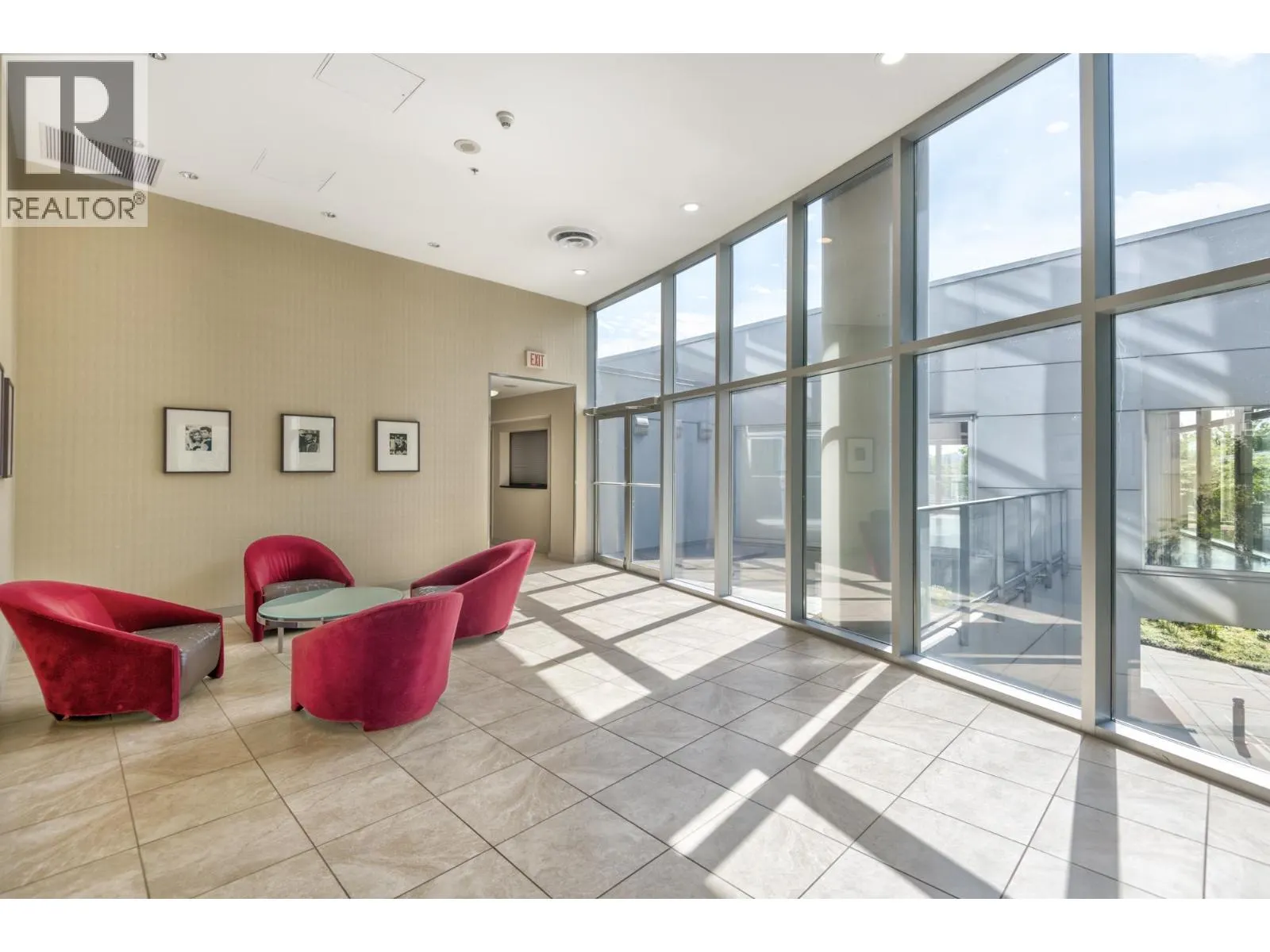 1207 1408 STRATHMORE MEWS