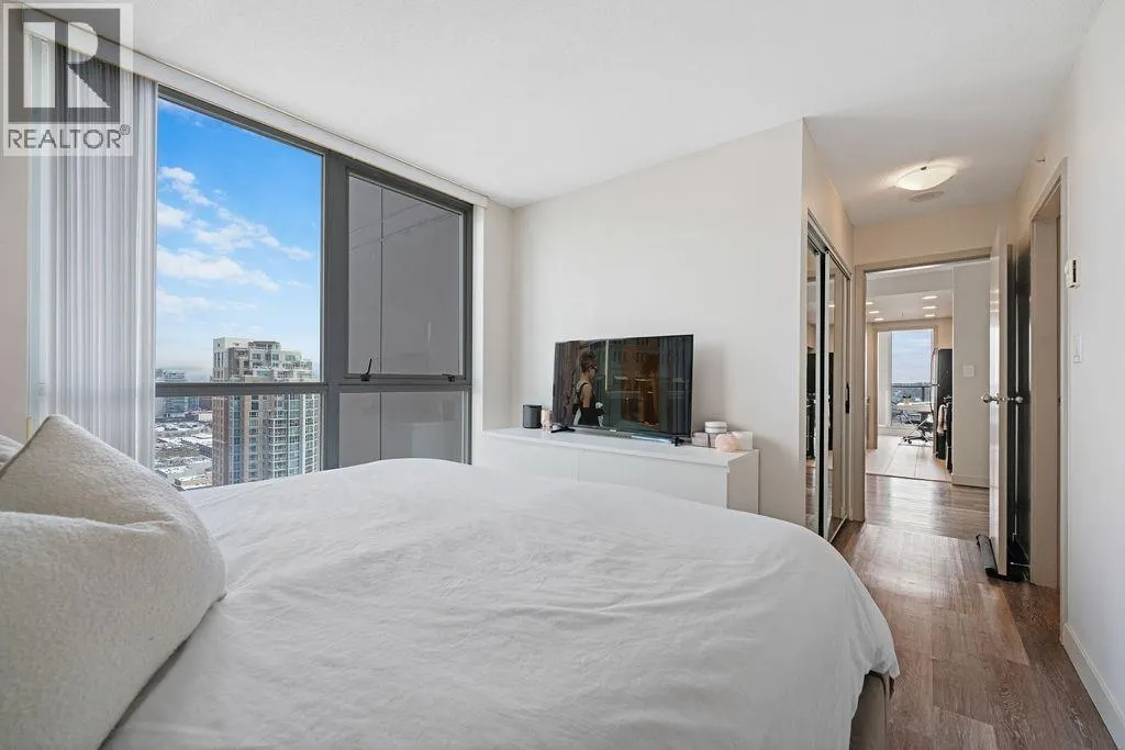3107 1408 STRATHMORE MEWS
