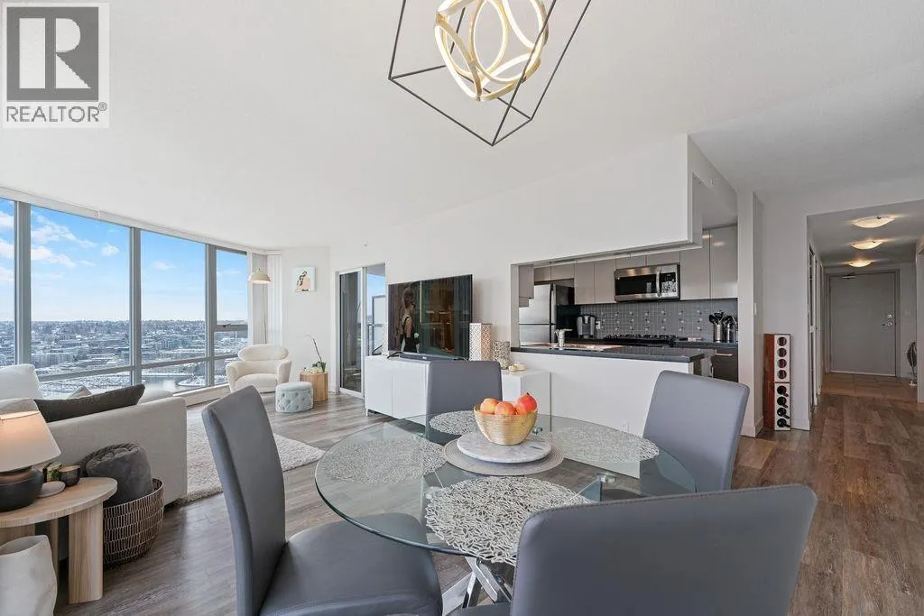 3107 1408 STRATHMORE MEWS