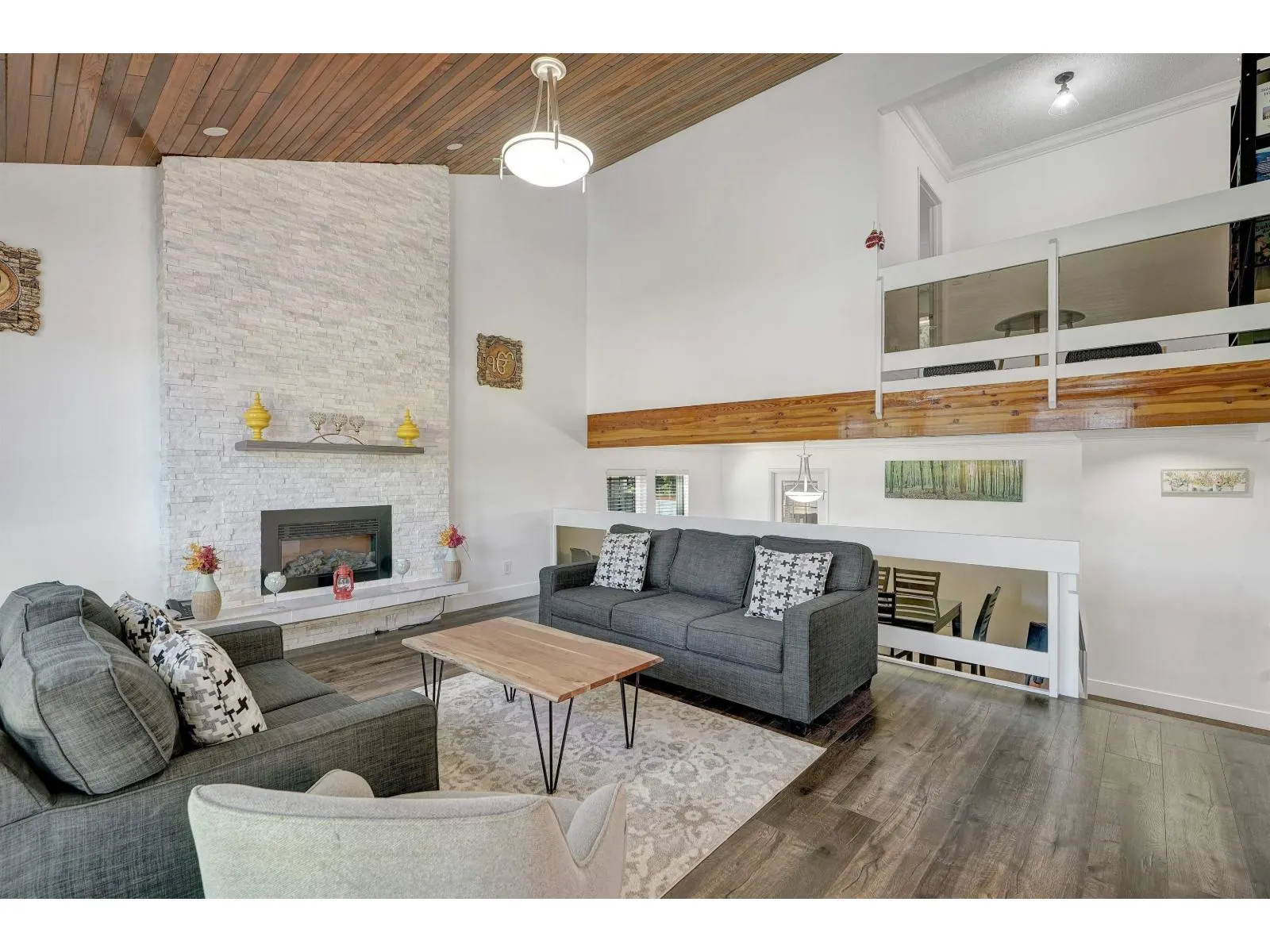 6875 ROCKFORD PLACE