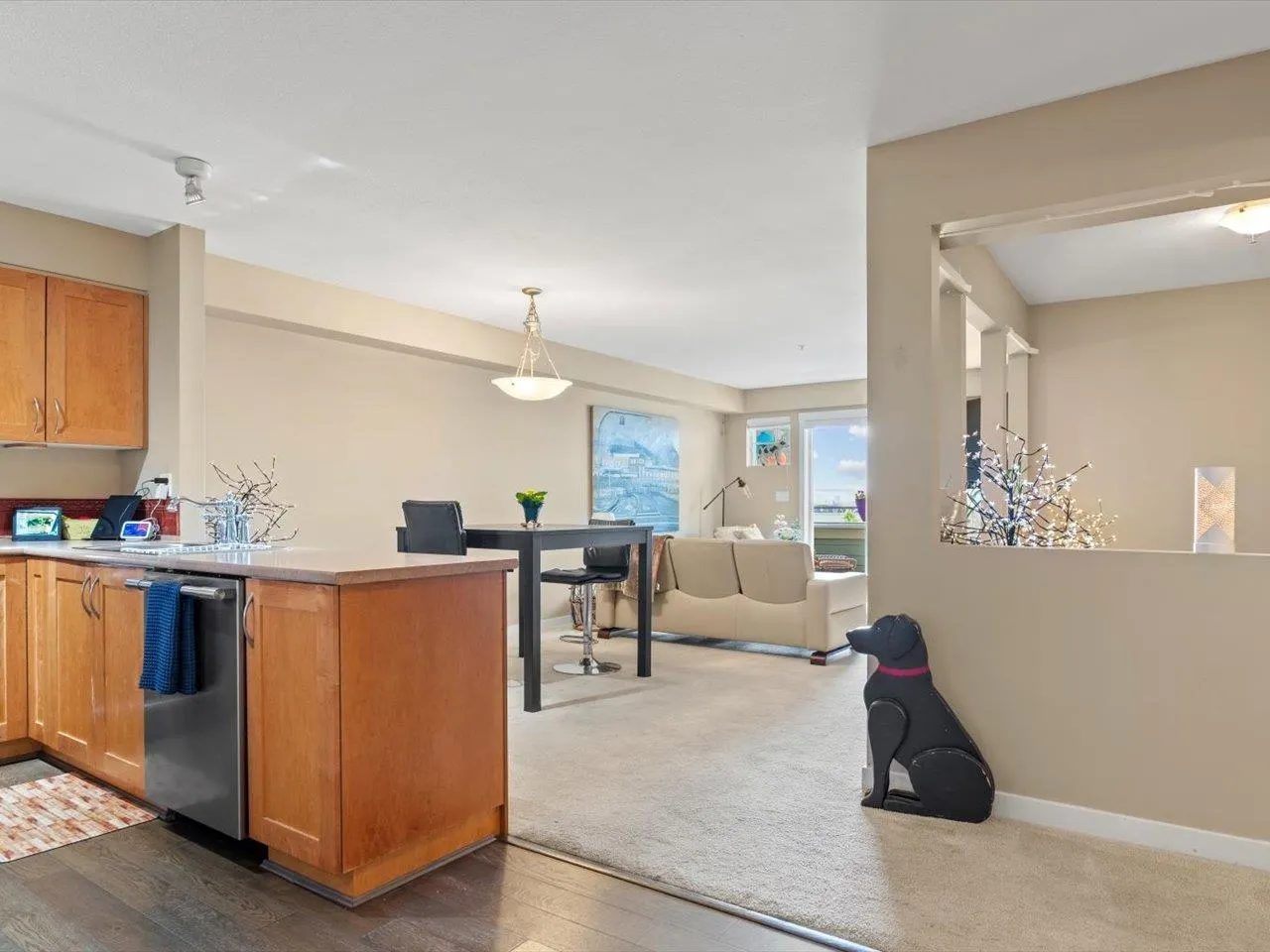 310 15621 MARINE DRIVE