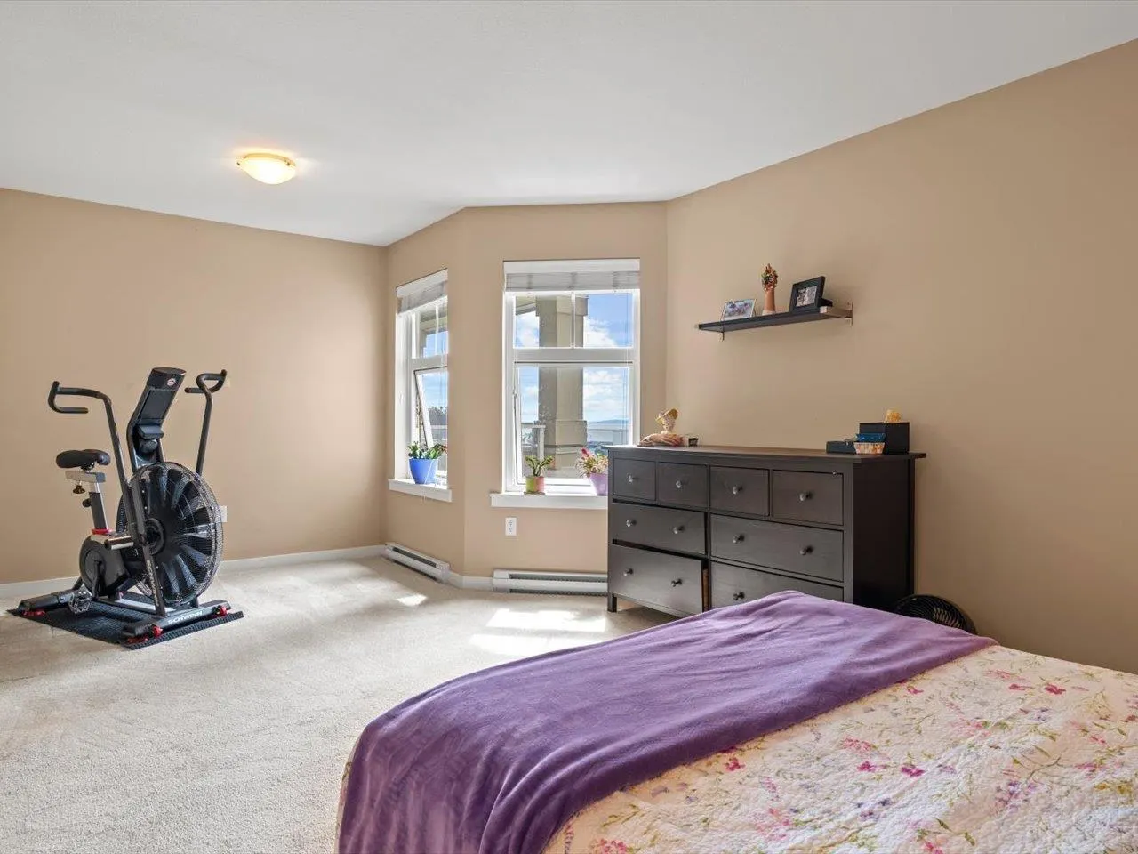 310 15621 MARINE DRIVE
