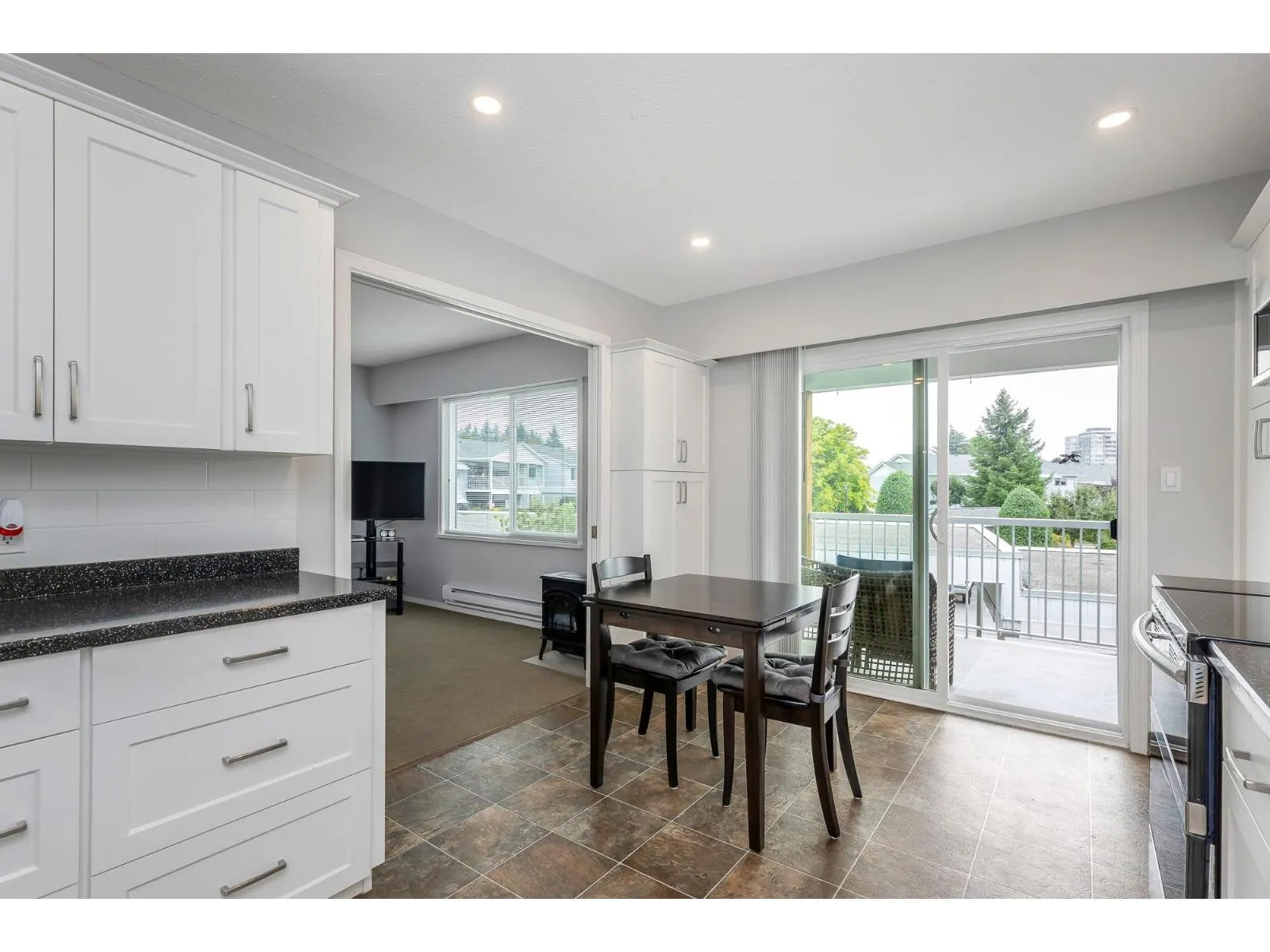 128 32691 GARIBALDI DRIVE