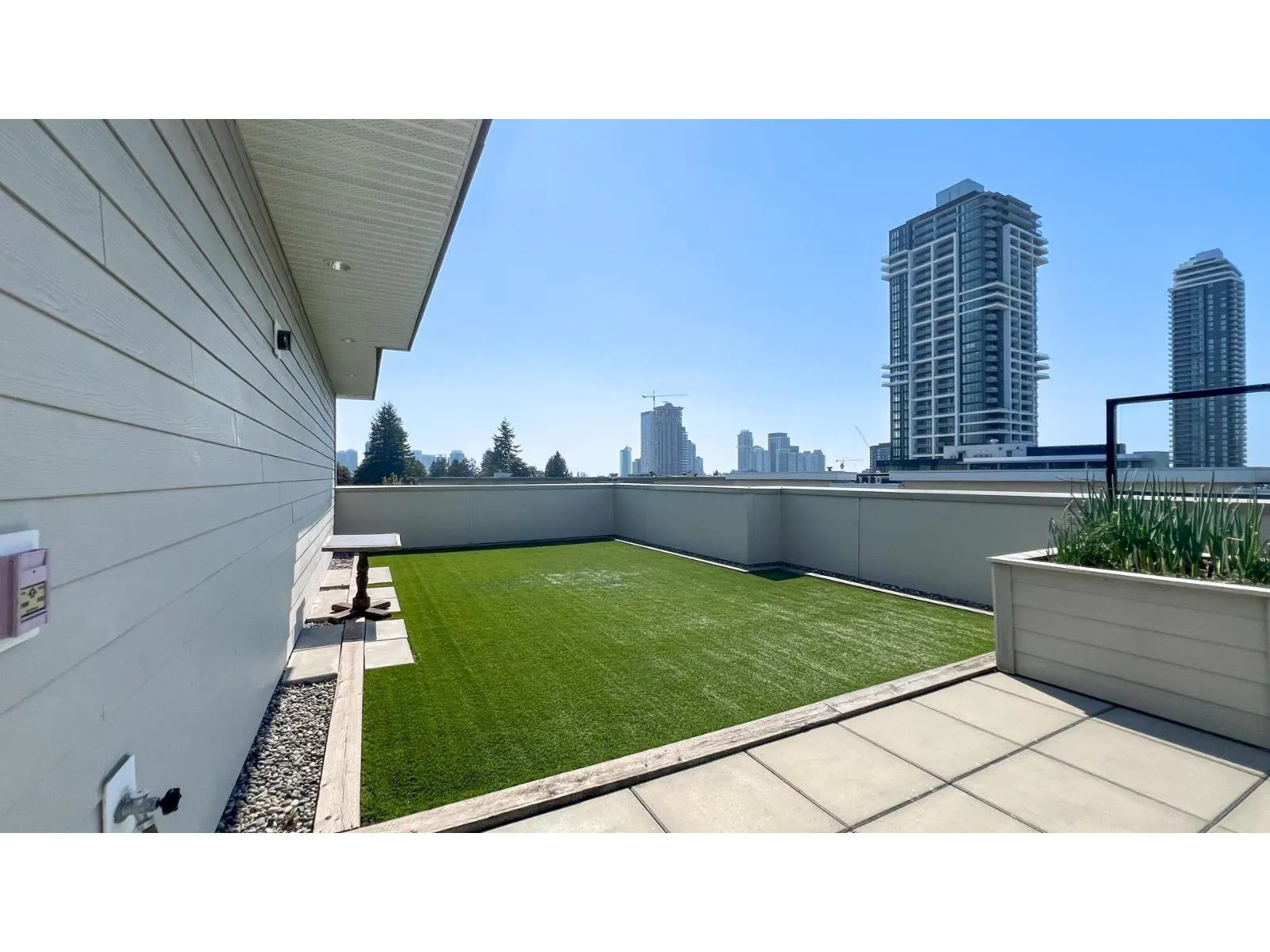 108 13768 108 AVENUE