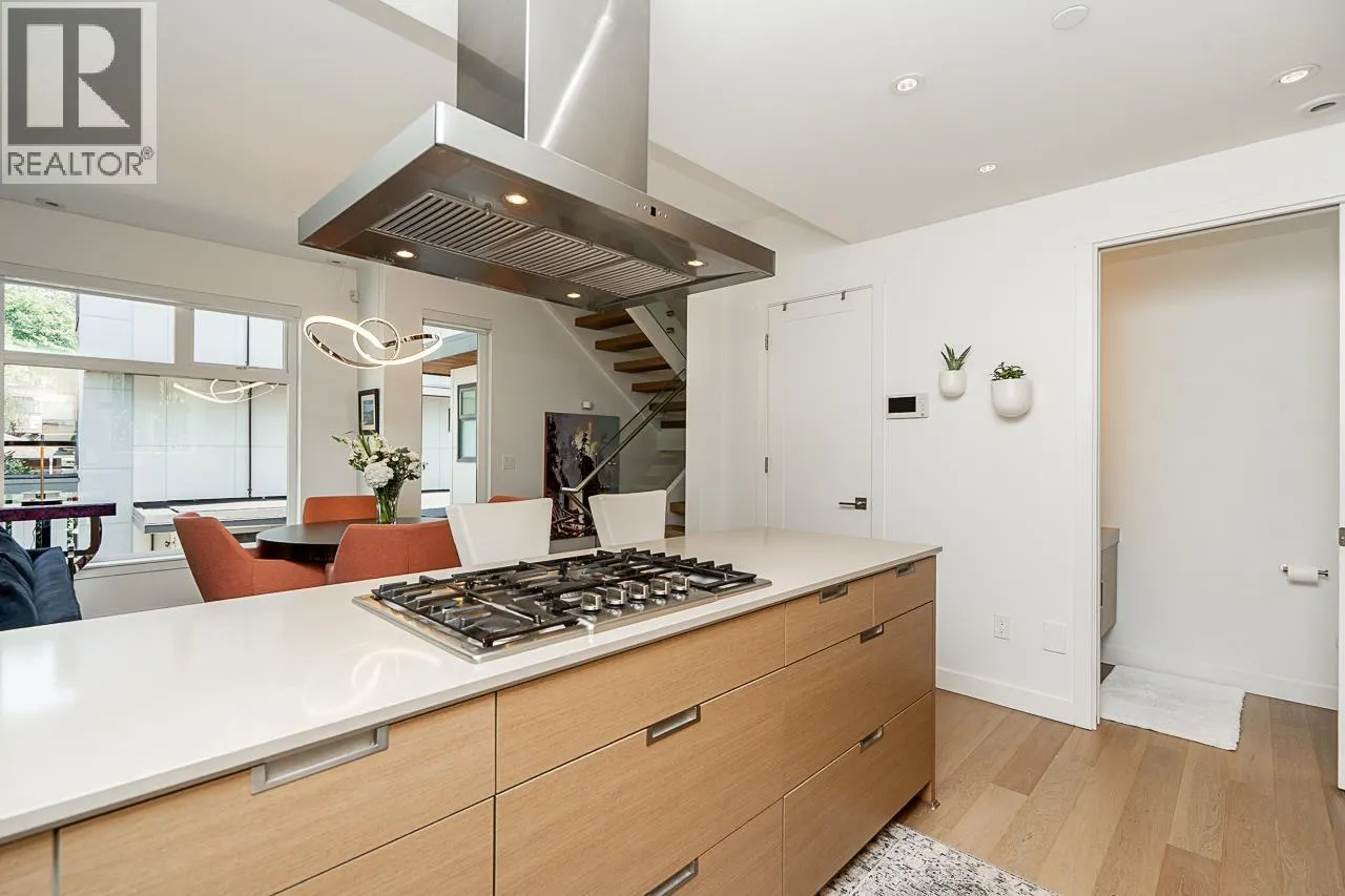 102 1205 HAROLD ROAD