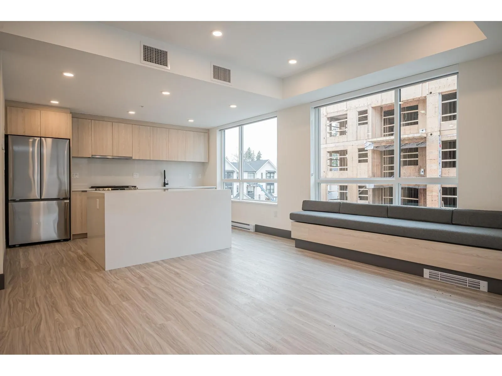 203 7920 206 STREET