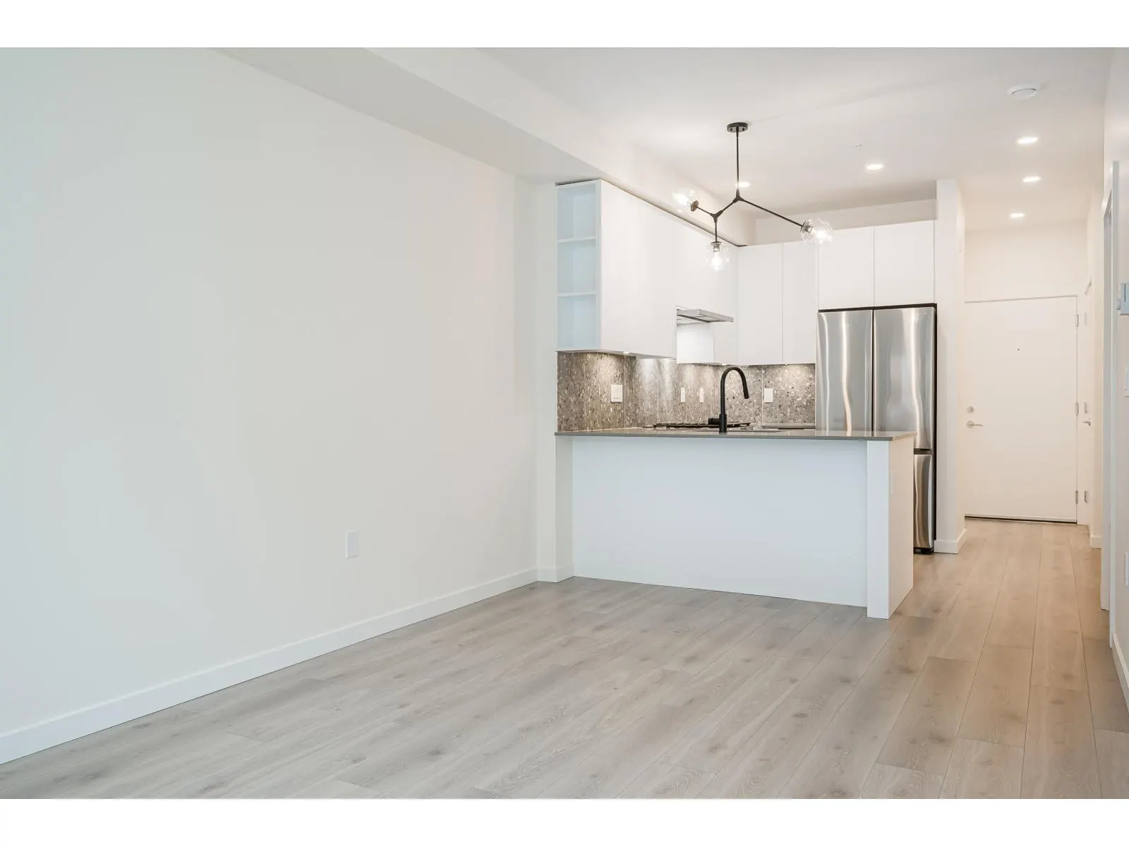 203 7920 206 STREET