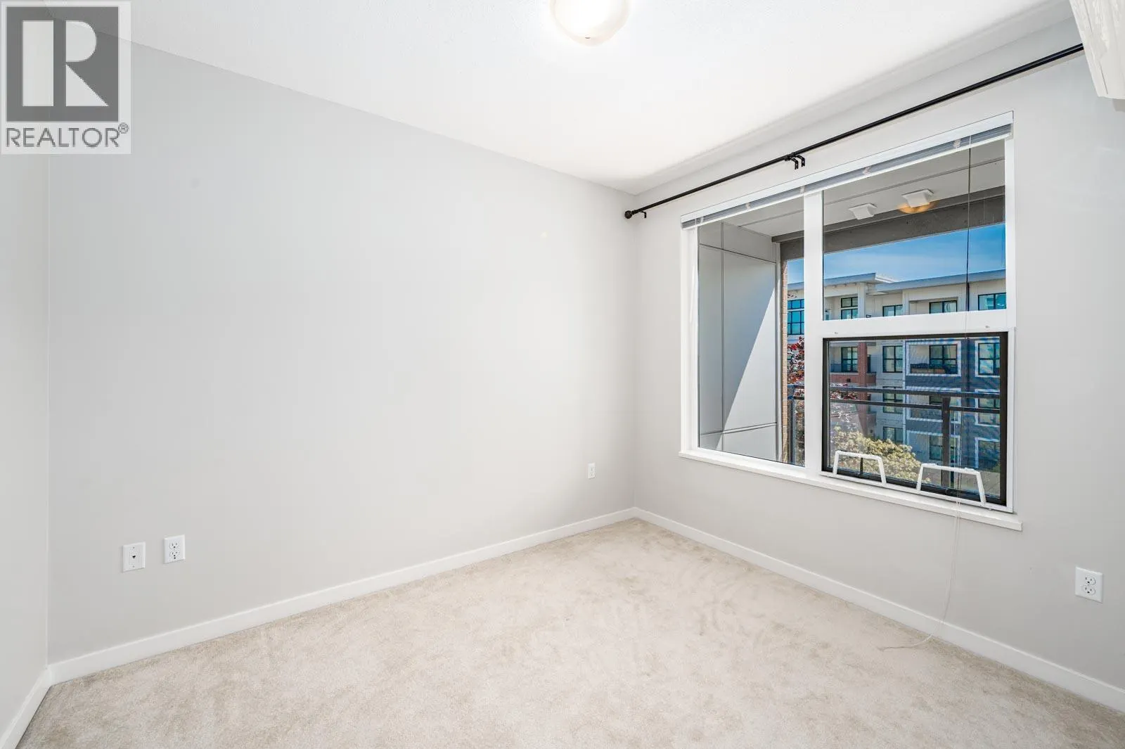 308 9399 ALEXANDRA ROAD