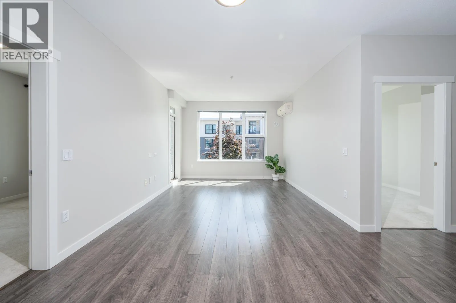 308 9399 ALEXANDRA ROAD