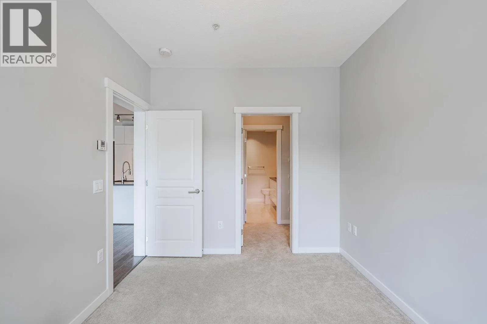 308 9399 ALEXANDRA ROAD