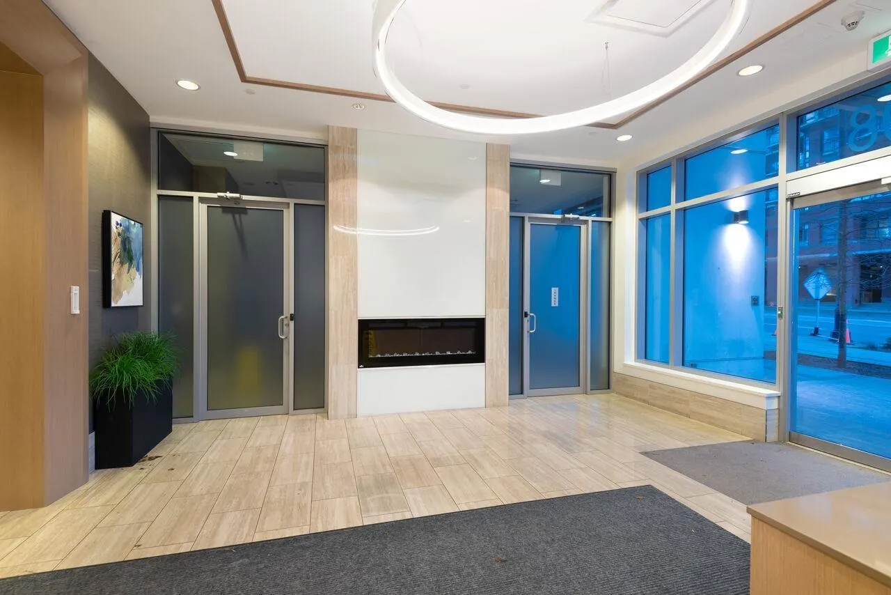 2912 13398 104 AVENUE