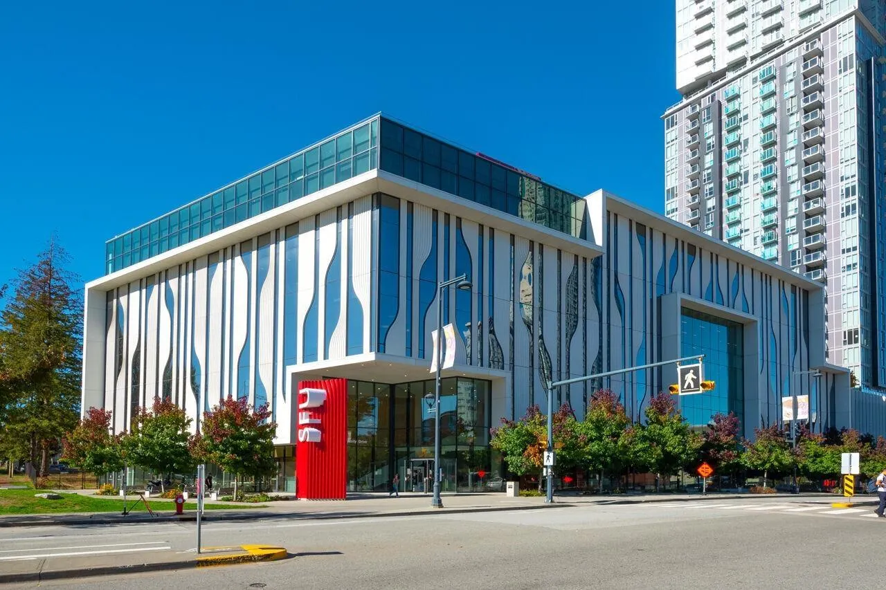 2912 13398 104 AVENUE