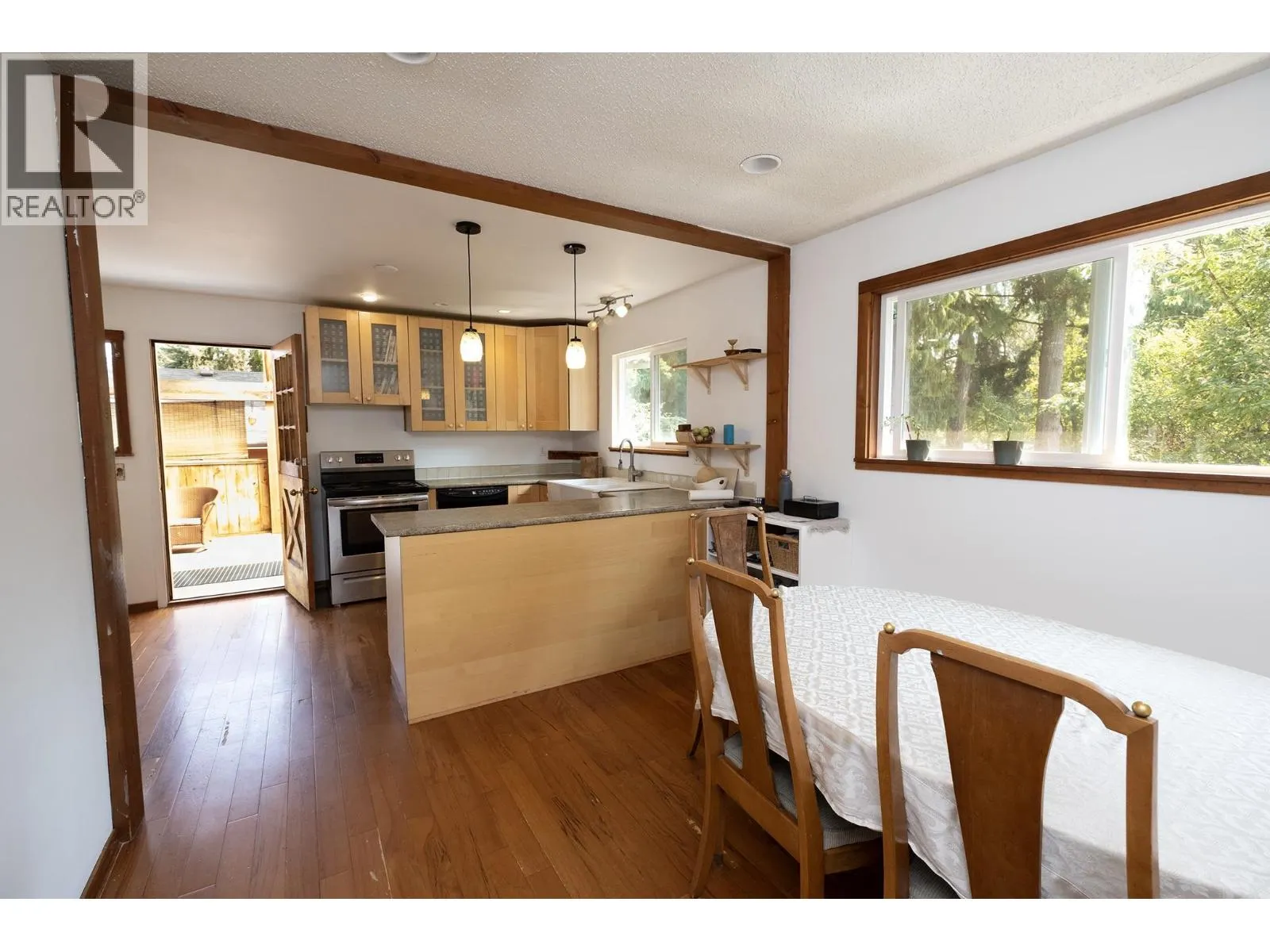 1160 ROSAMUND ROAD