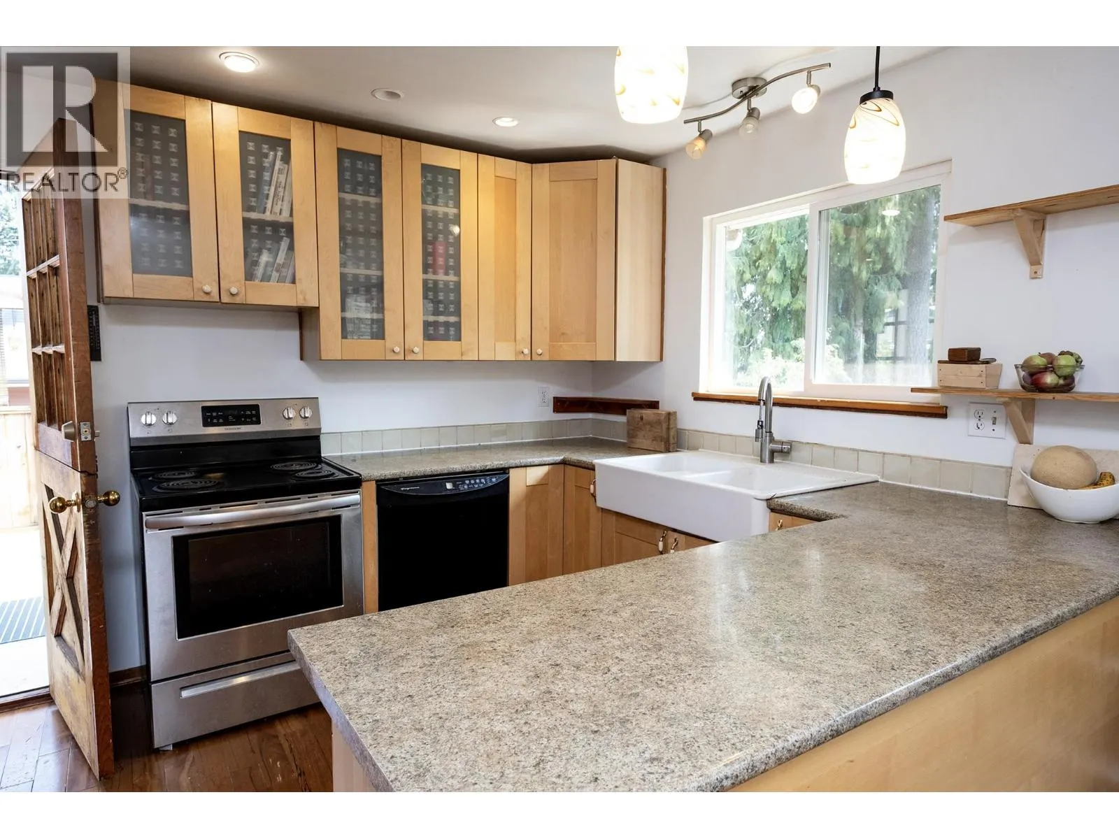 1160 ROSAMUND ROAD