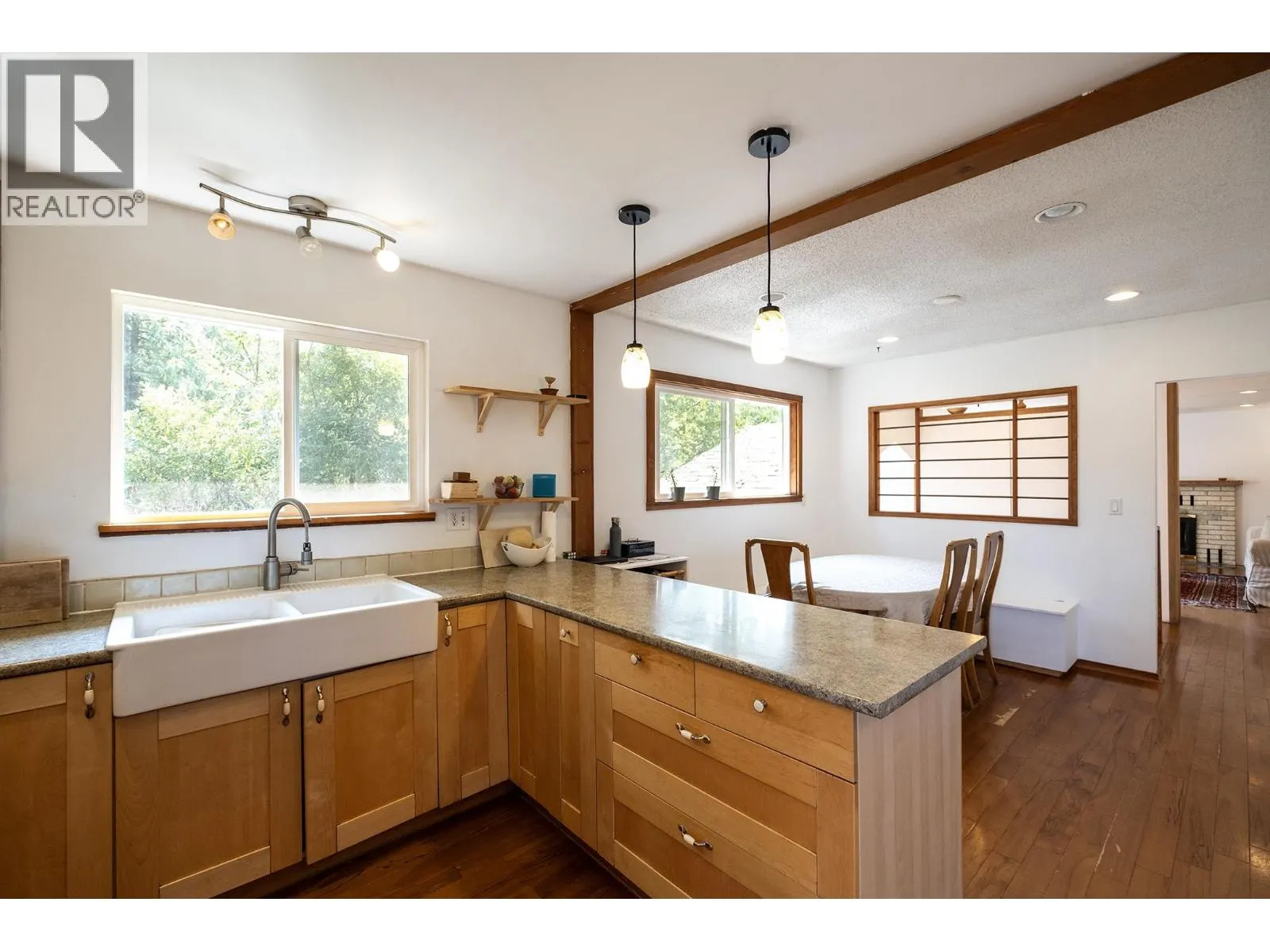 1160 ROSAMUND ROAD