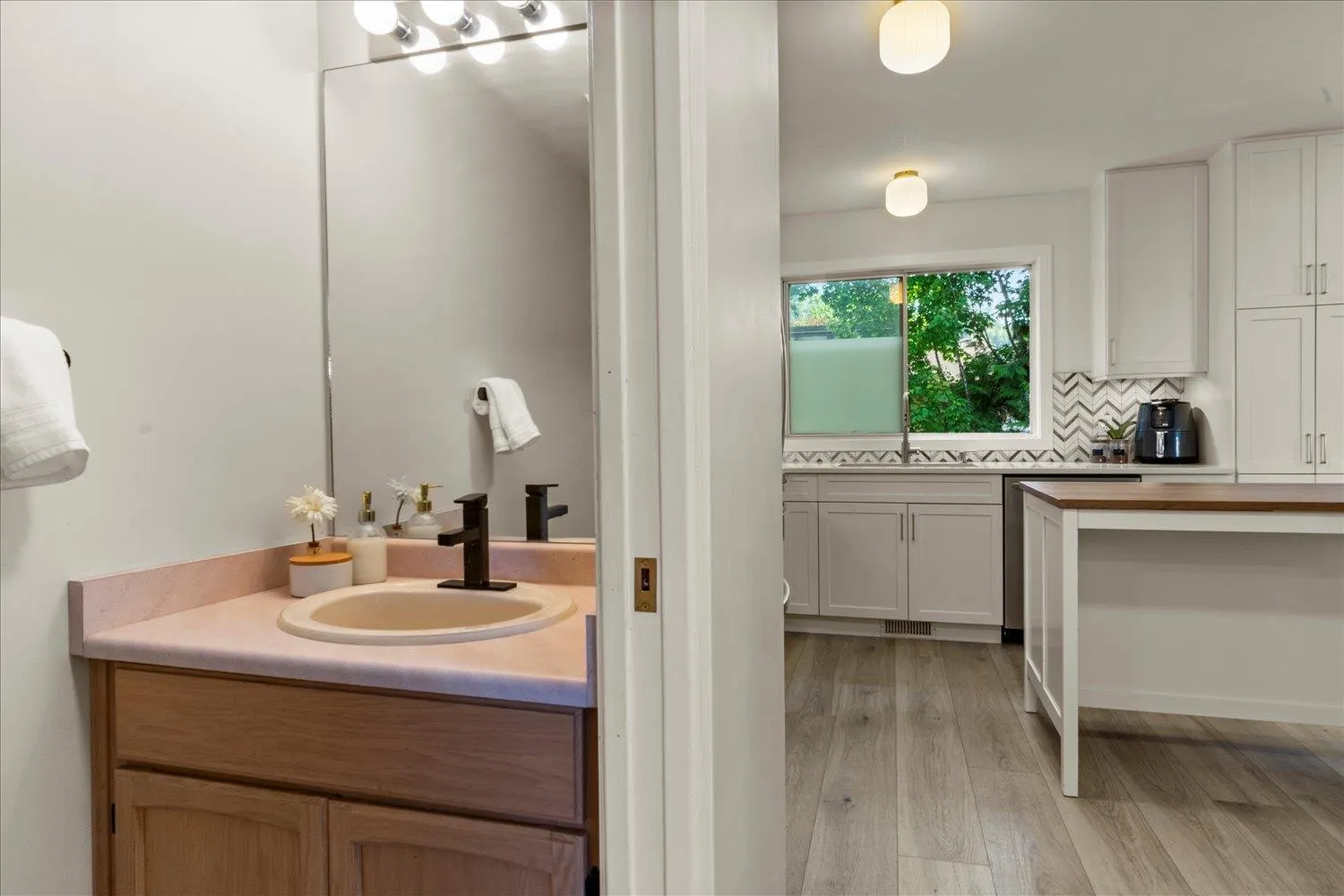 54 5904 VEDDER ROAD|Vedder Crossing